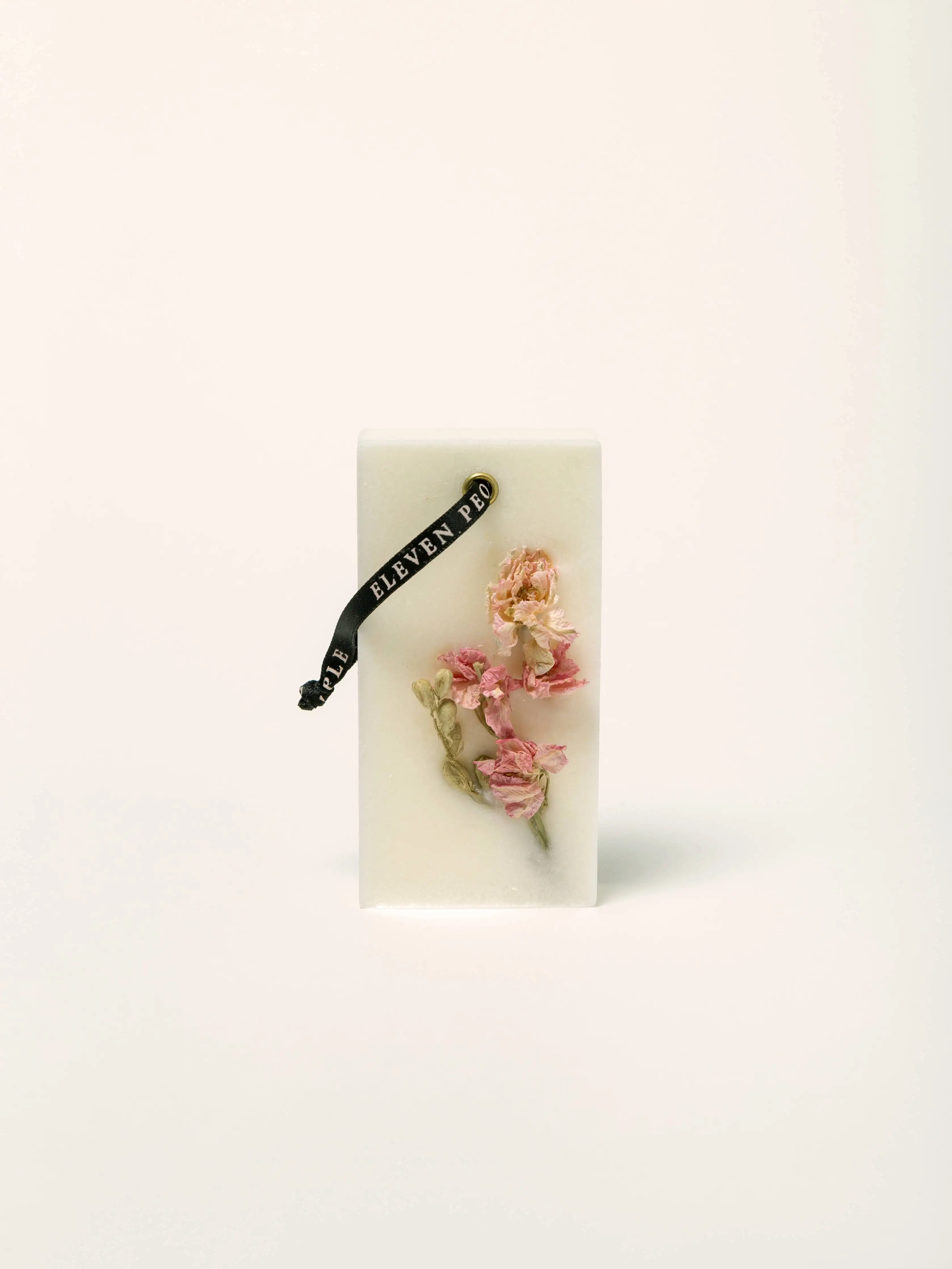Ambientadores para ropa de pera, peonia y pachuli. - Imagen 2