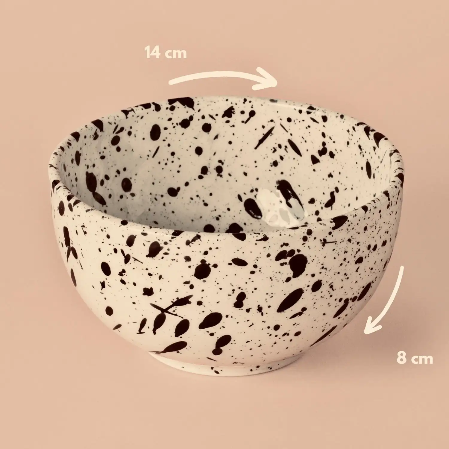 Bowl of black and white ceramic - Image 3