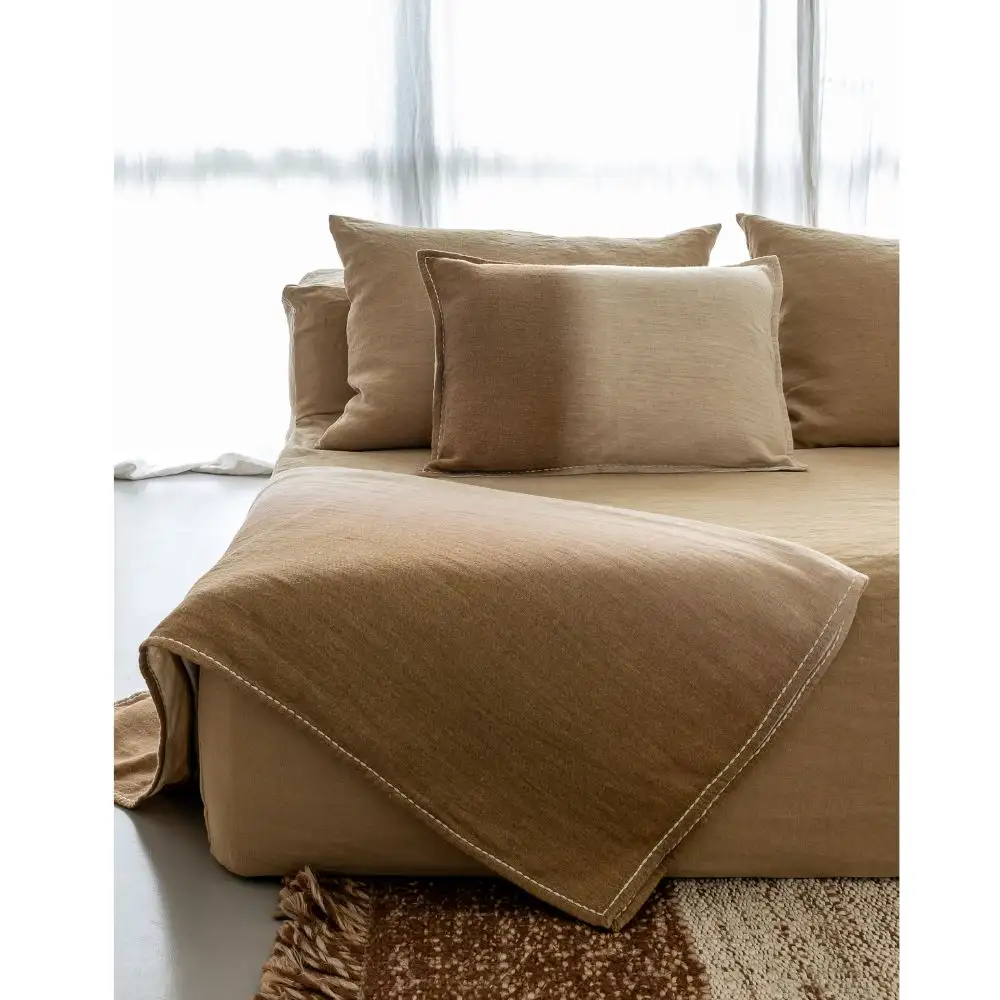 Cojines para sofá marrón y beige - Imagen 3