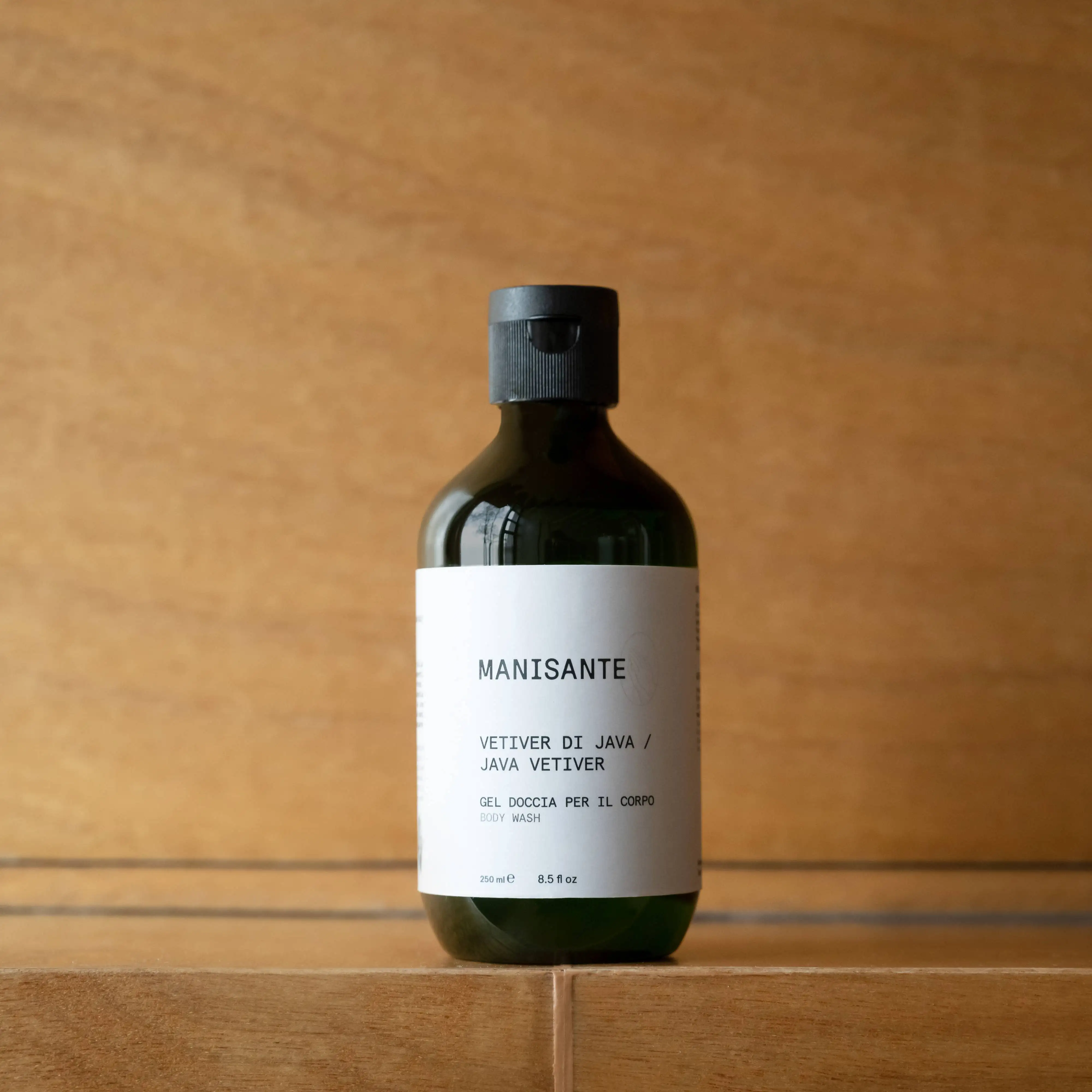 Vegan body shower gel with Pomelo, Neroli, Geranio and Vetive de Java - Image 4