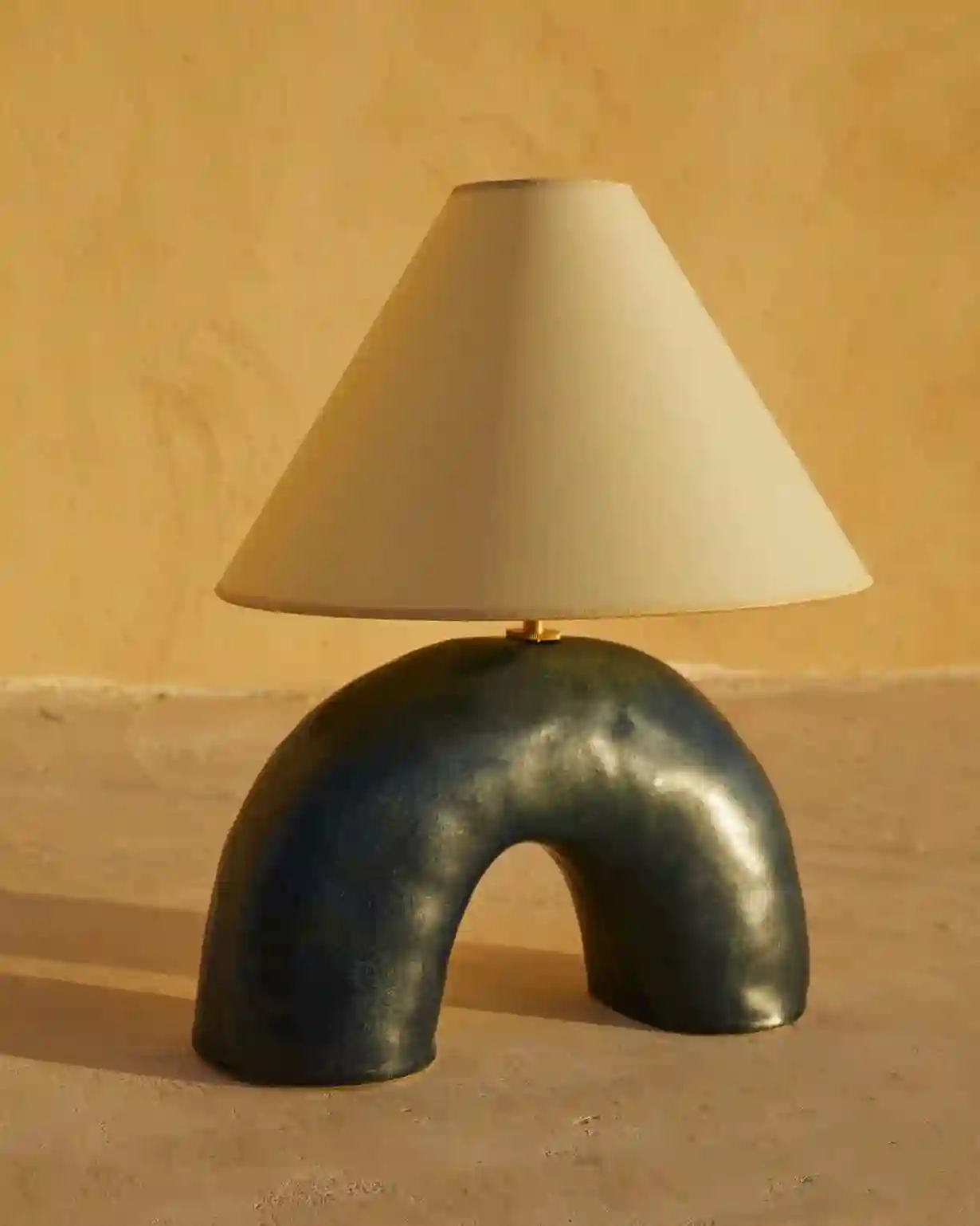 Marta Bonilla's ceramic lamp