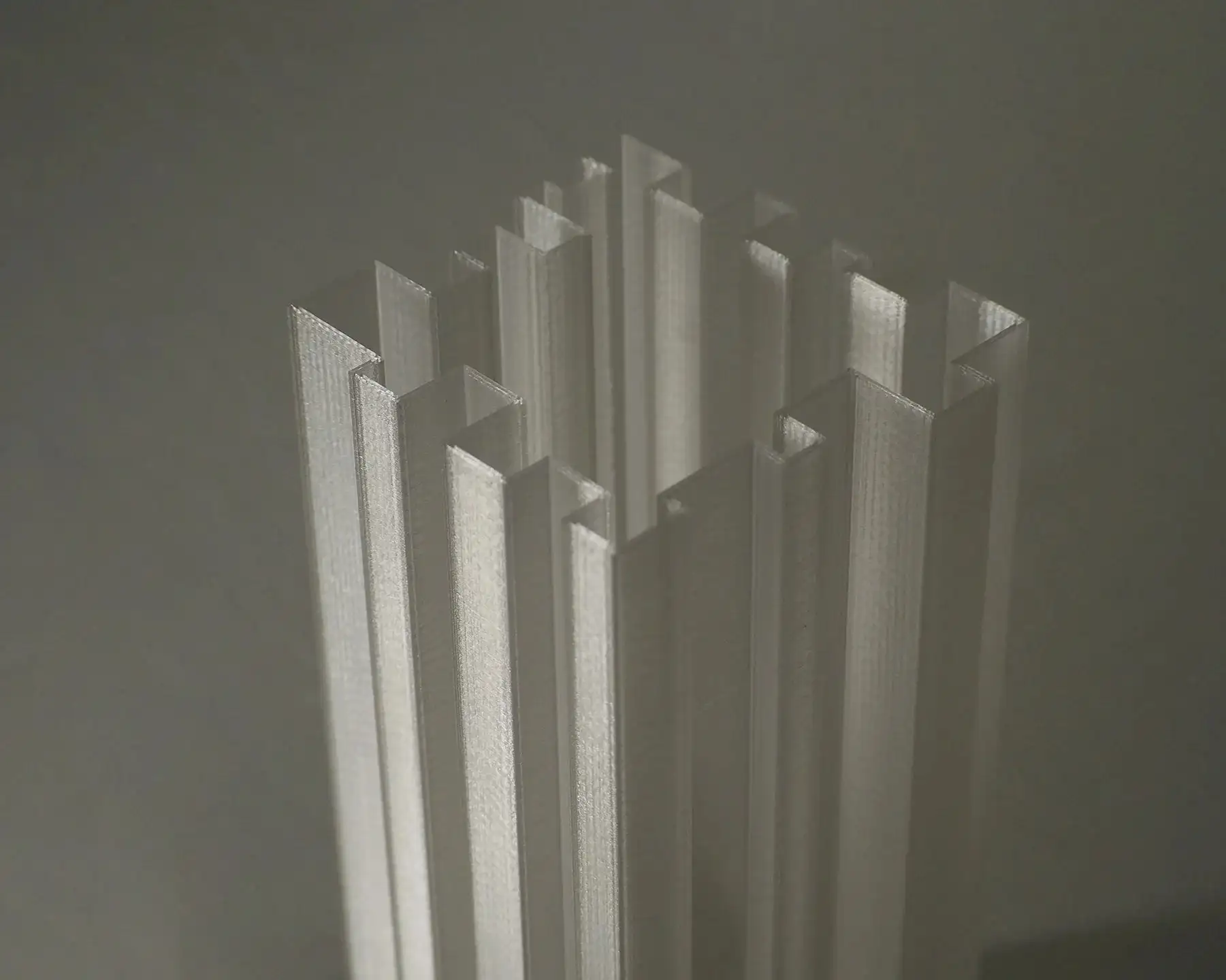 Lámpara de mesa minimalista "Orgue" - Imagen 3