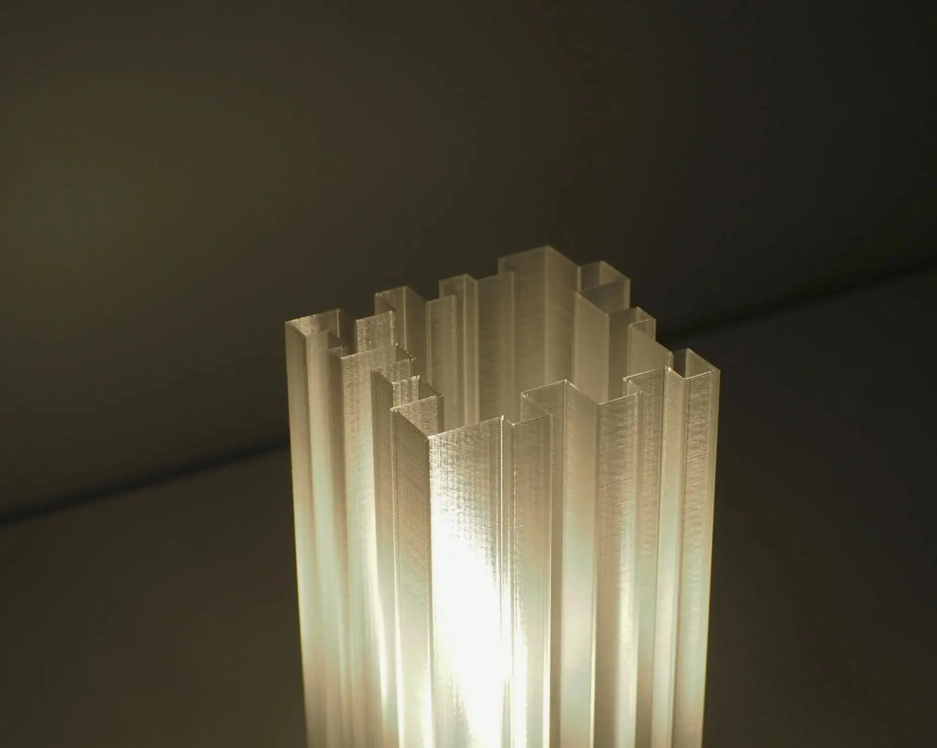 Lámpara de mesa minimalista "Orgue" - Imagen 5