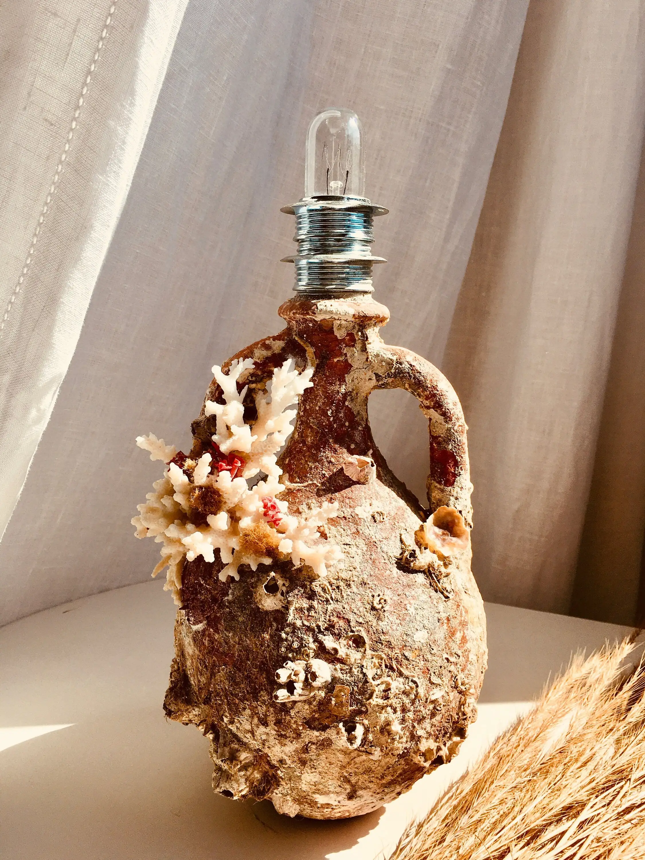 Terracota lamp made with aged amphora with marine life - Image 2