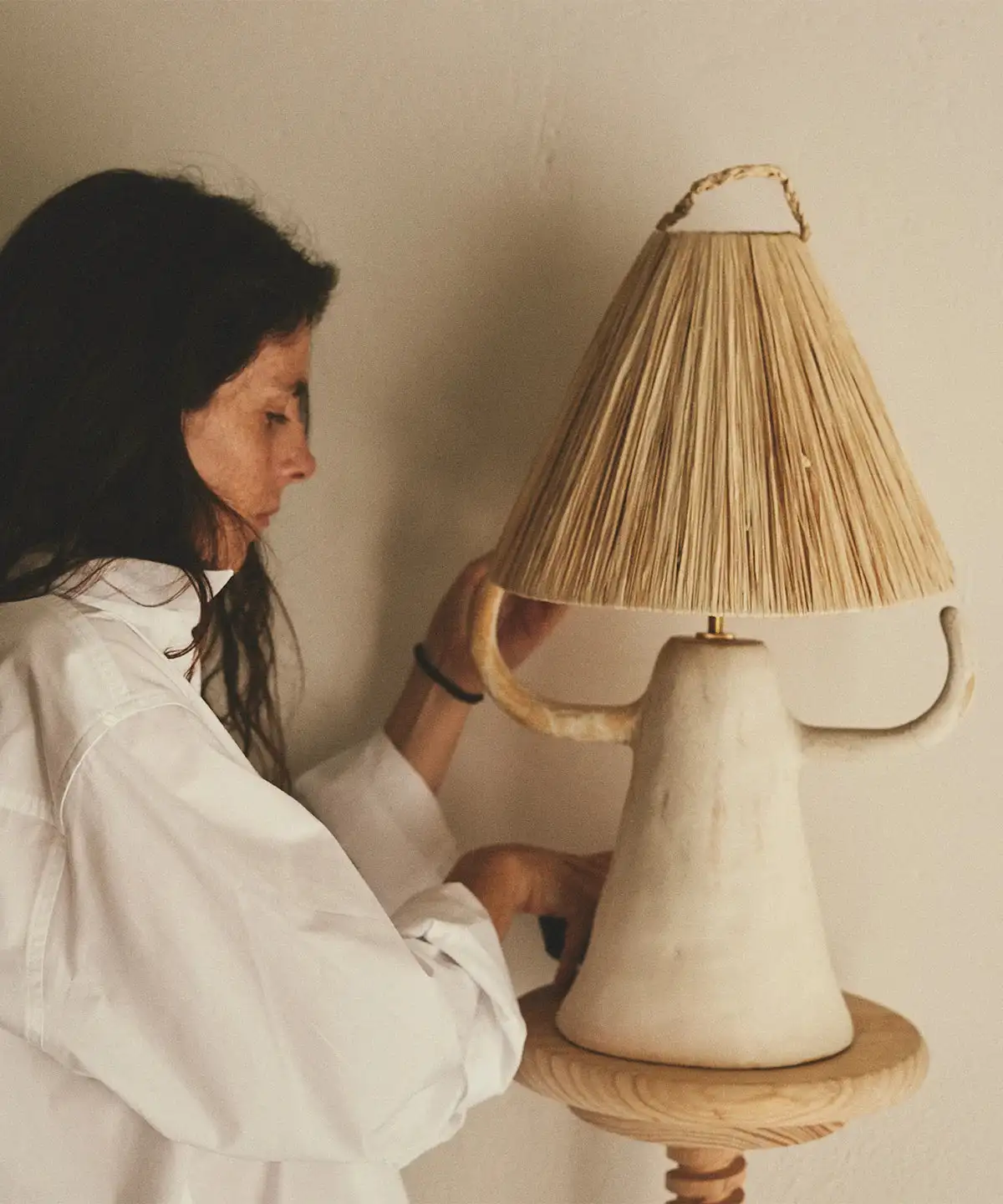 Dona de Marta Bonilla sculptoric lamp - Image 2