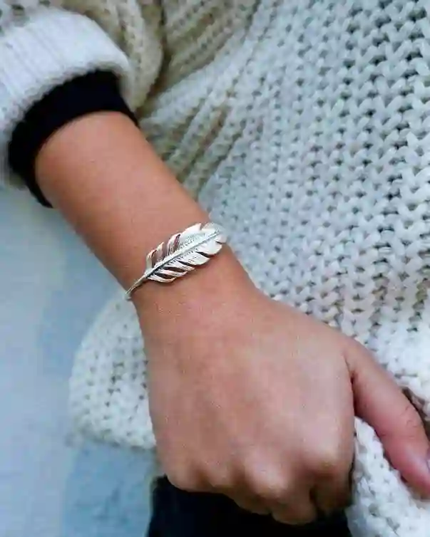 PULSERA  DE PLATA PLUMA