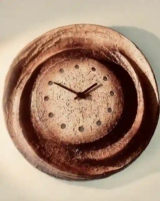 Reloj de pared brutalista de cerámica años 70