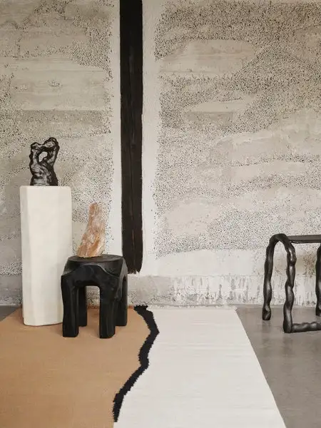 Taburete negro de raíz - Imagen 2