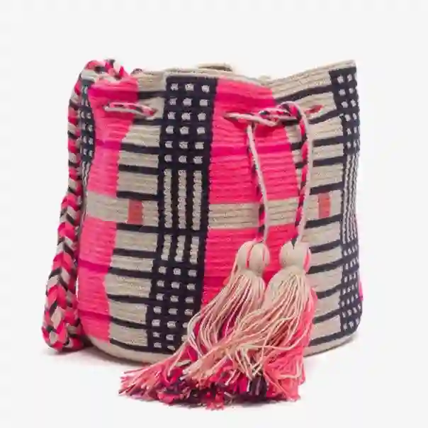 Pájaro negro de Crossbody Wayuu hecho a mano