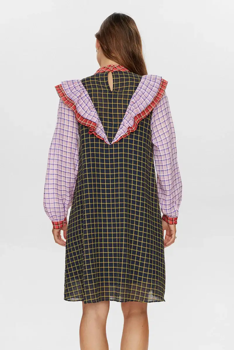 Short pink picture dress - Image 2