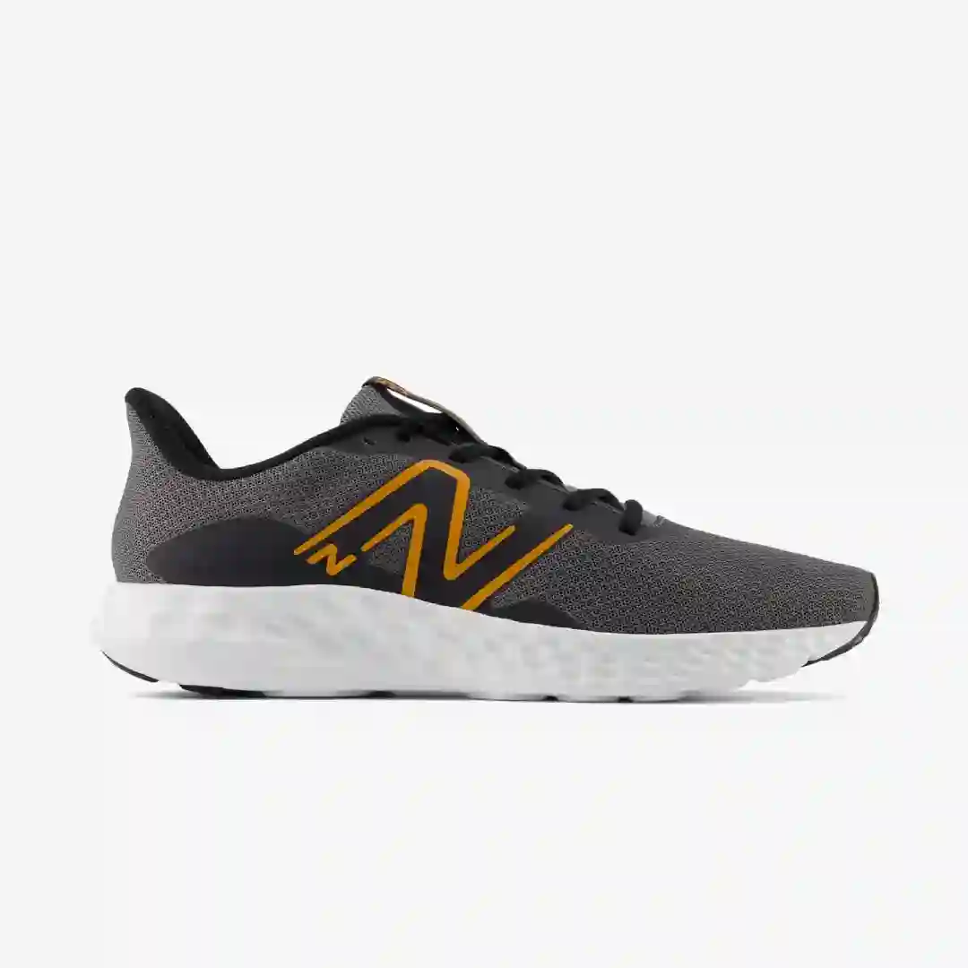 New Balance 411v3