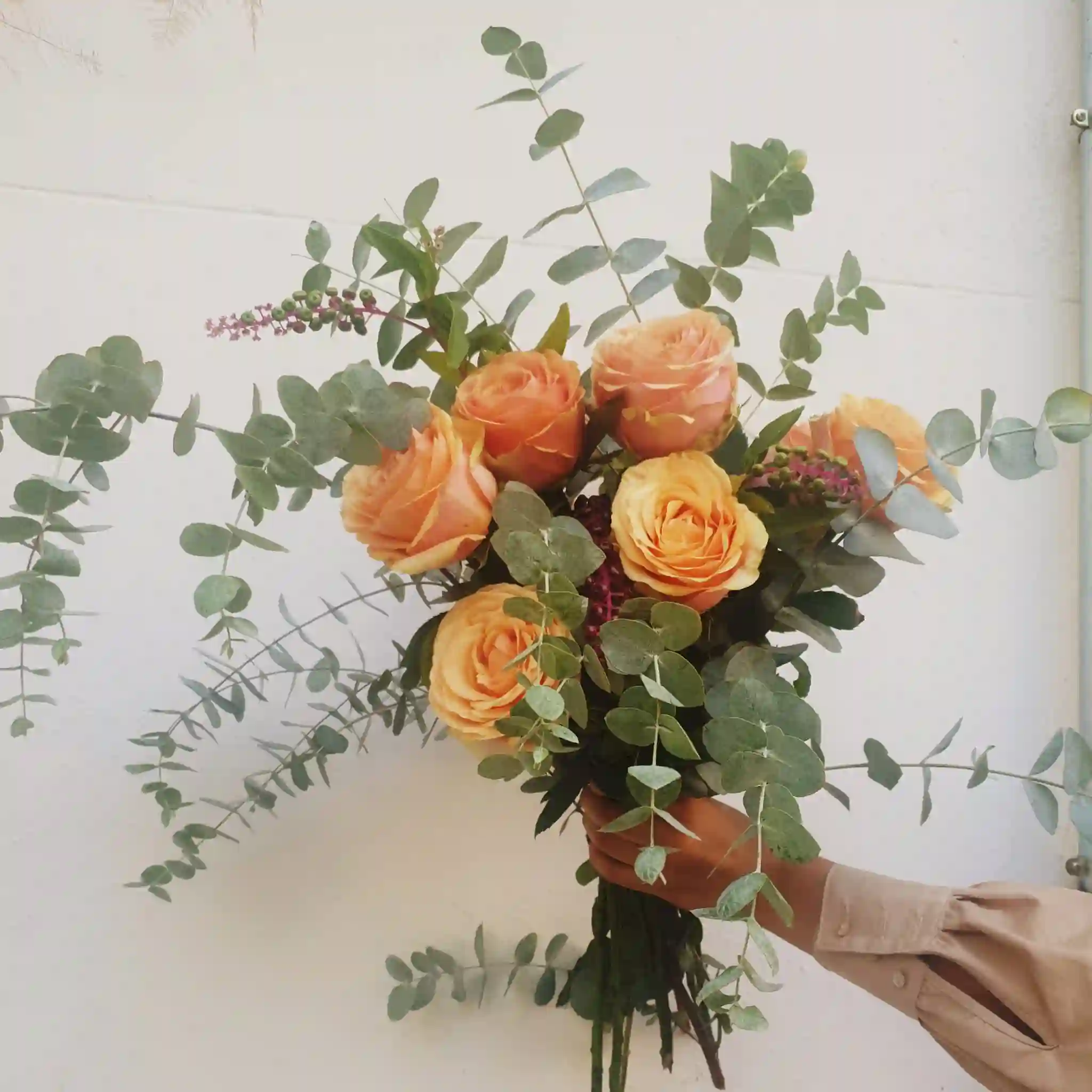 Orange roses bouquet