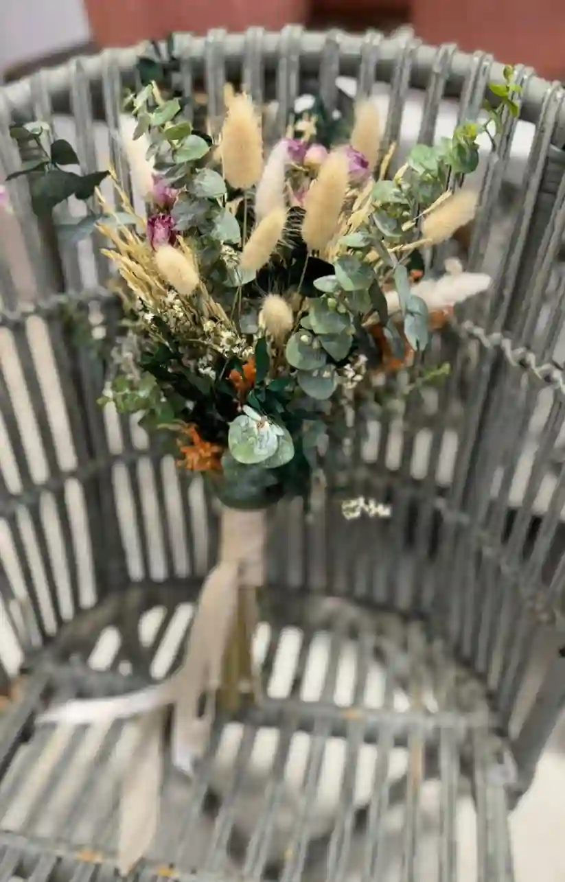 Small bouquet preserved