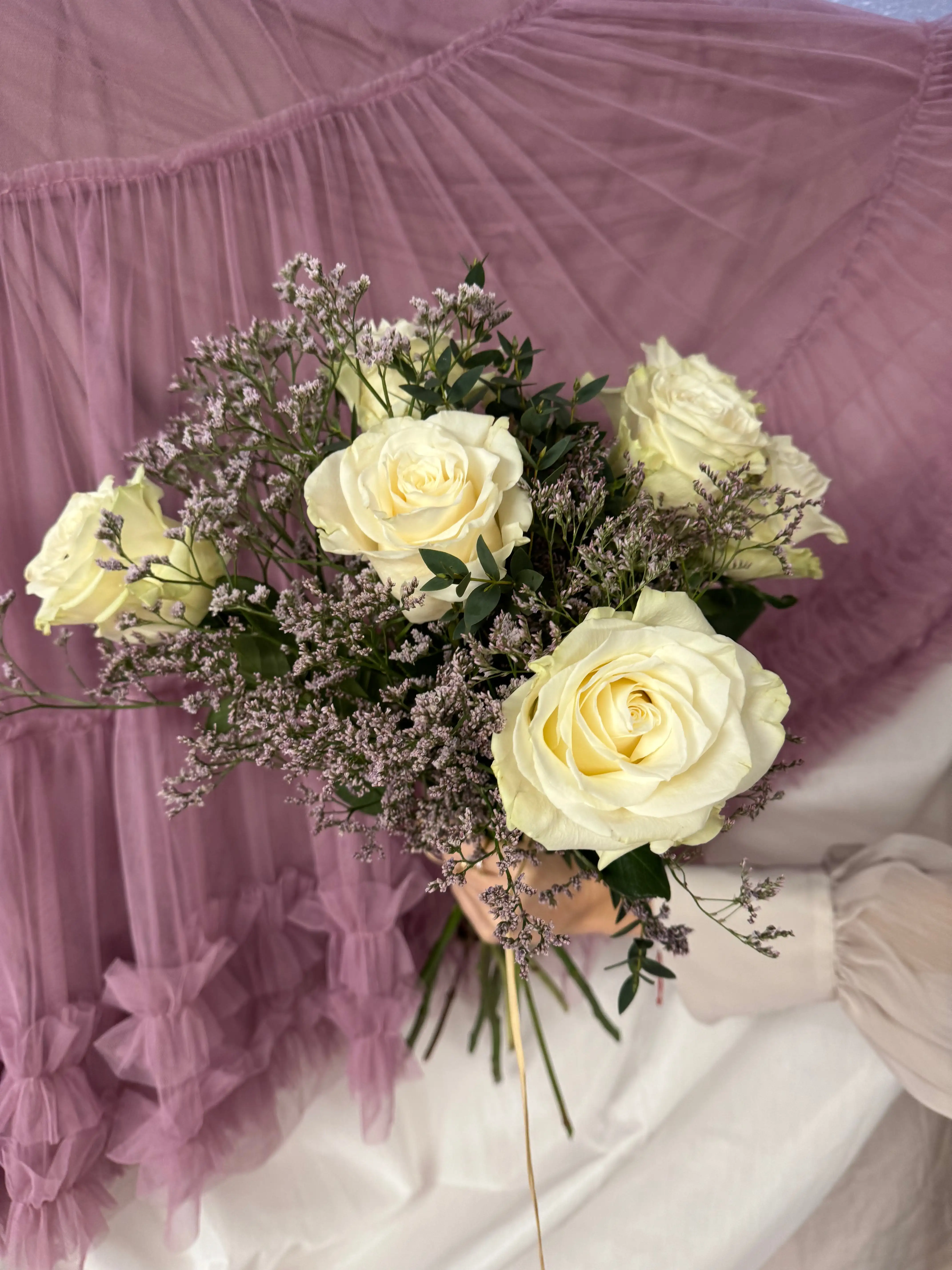 Ramo Rosas Blancas - Imagen 2