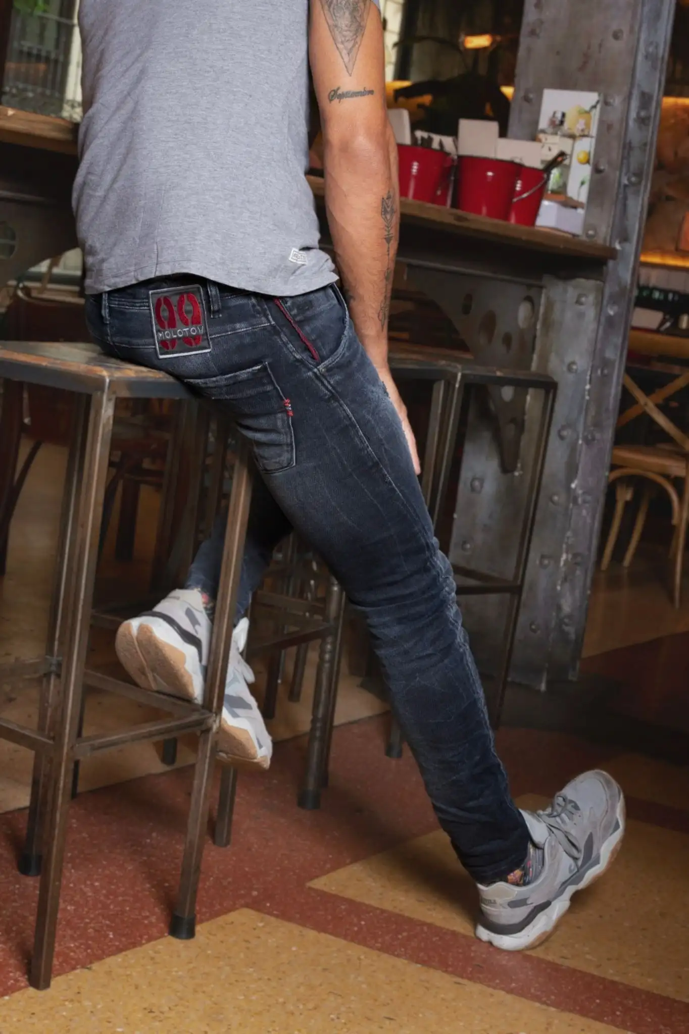 Pantalón Tejano Molotov Mod. Alex Blue Black