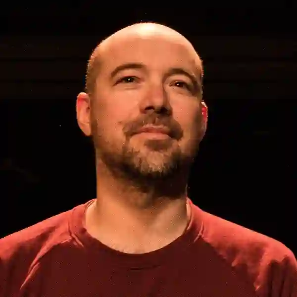 Biblioteca Juanma Romero Gárriz