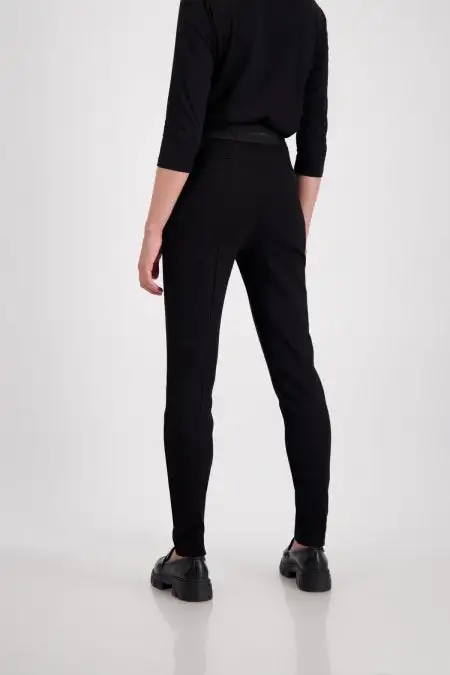 Monari knitted pants with folds - Image 3