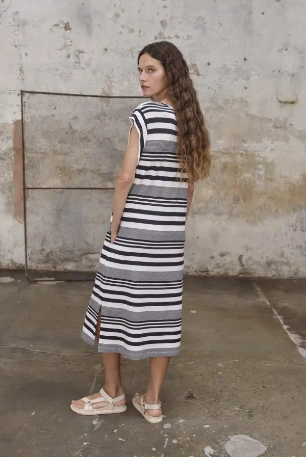 Wini Fall Manger Dress - Image 2