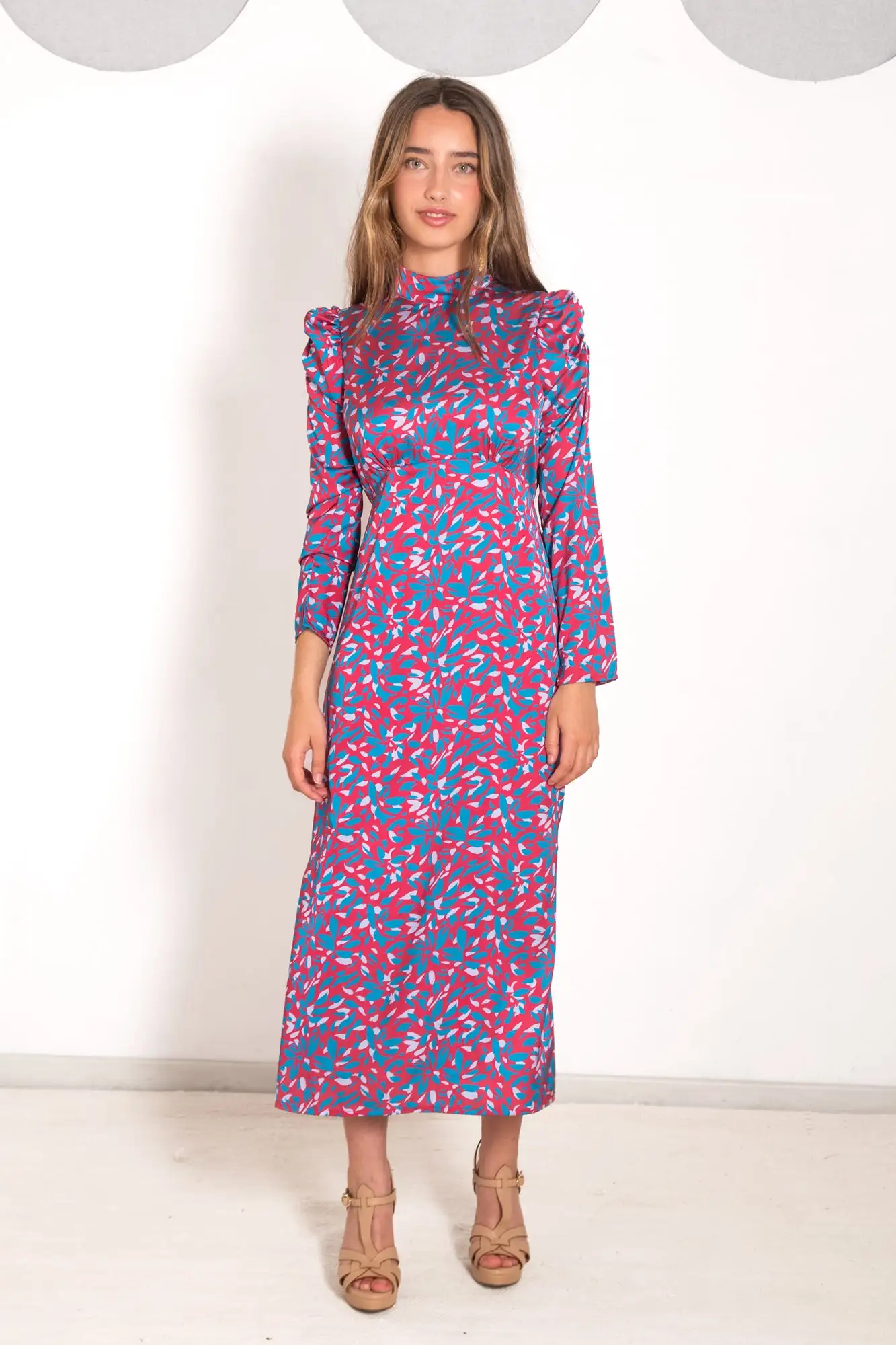 Red Holland dress - Image 3