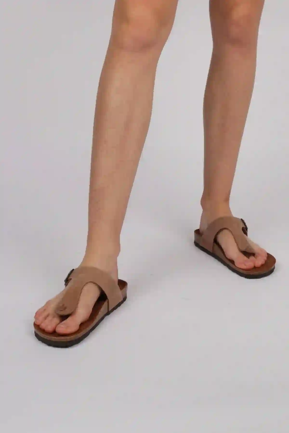Sandalias dedo inter bios color beige