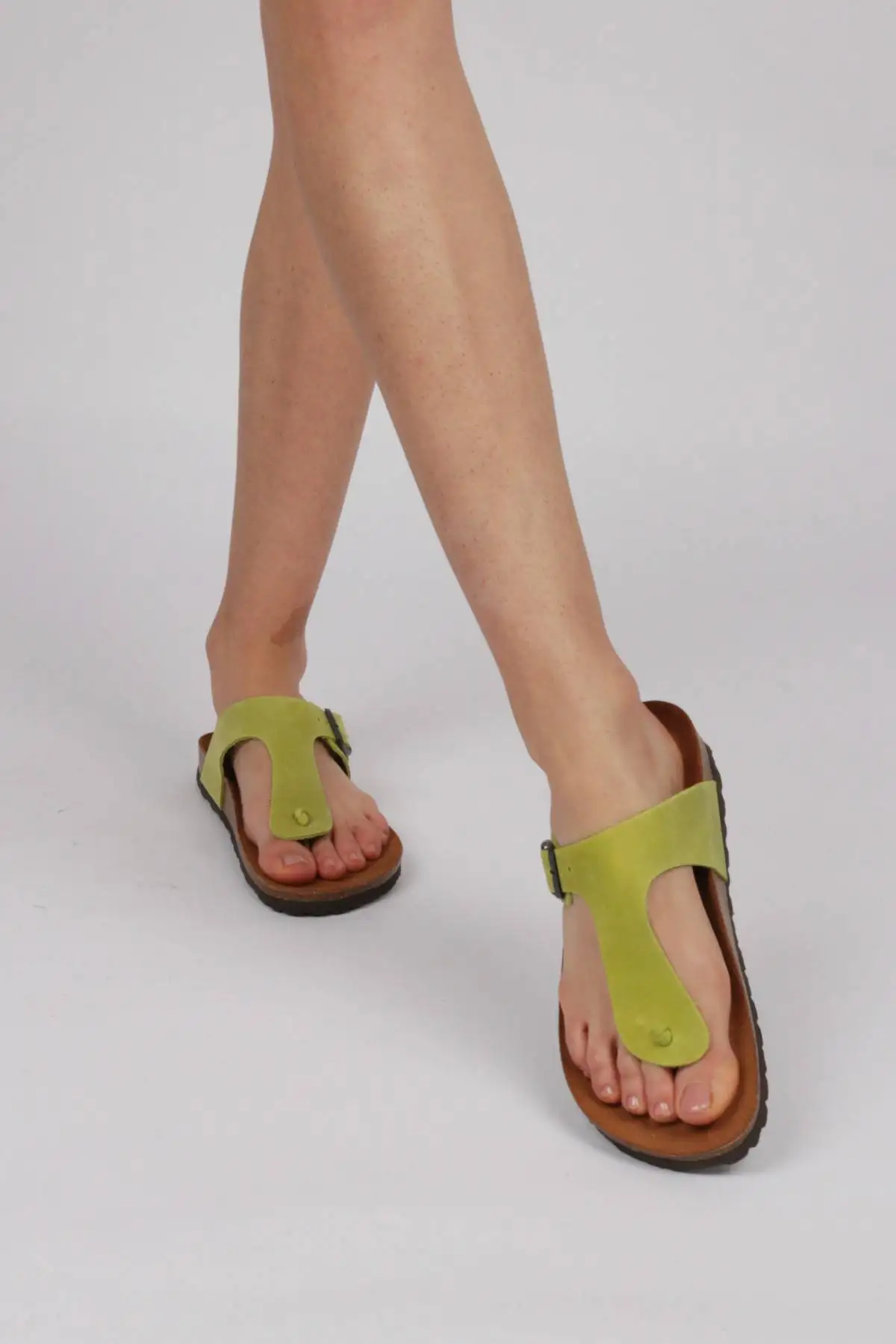 Inter Bios sandalias planas color pistacho