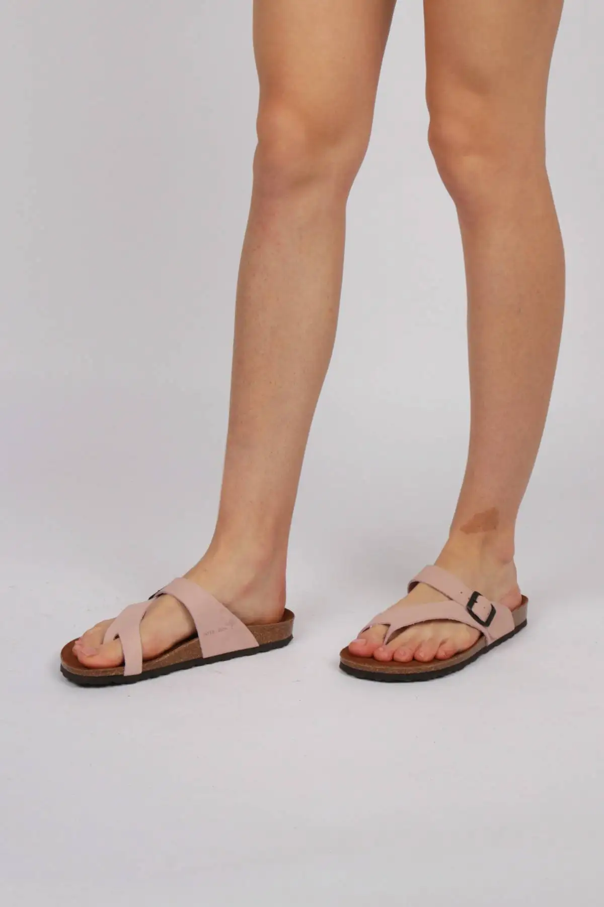 Sandalias Dedo Interbios Mod. 7119 Color Salmón