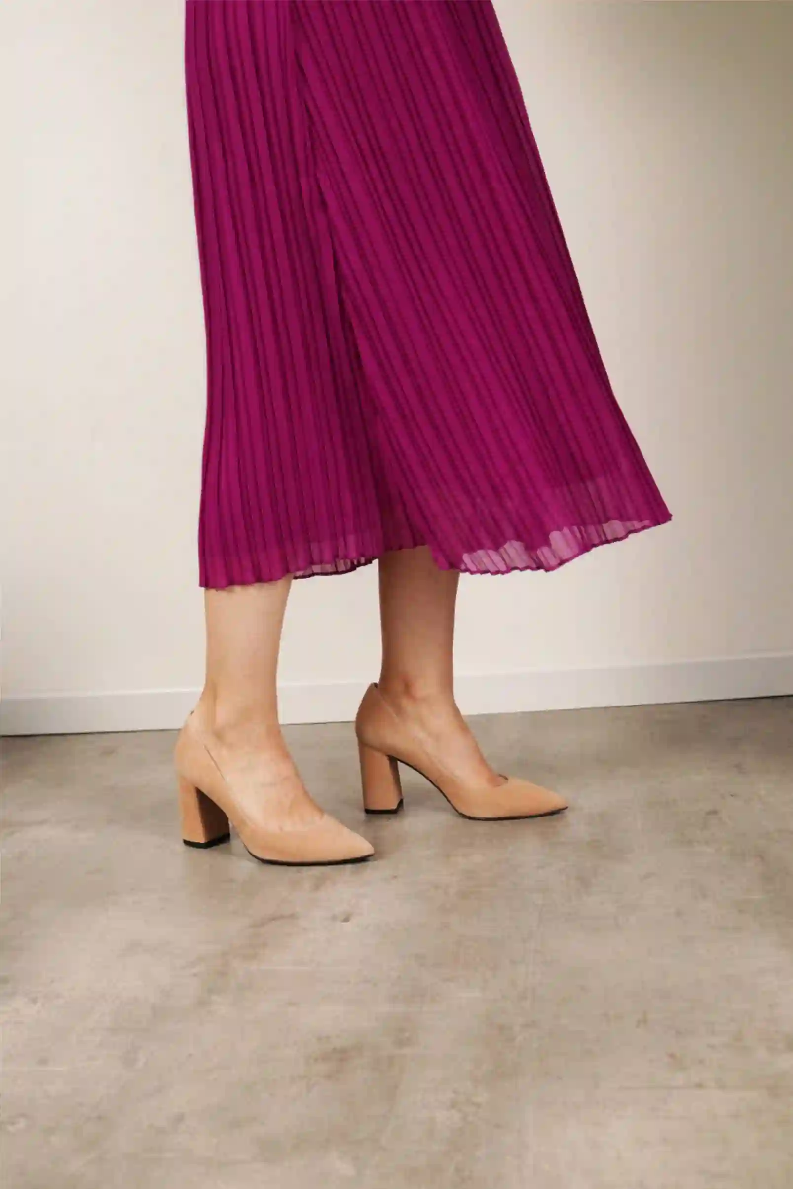 Zapatos de Salón Ante desnuda Tacón Ancho