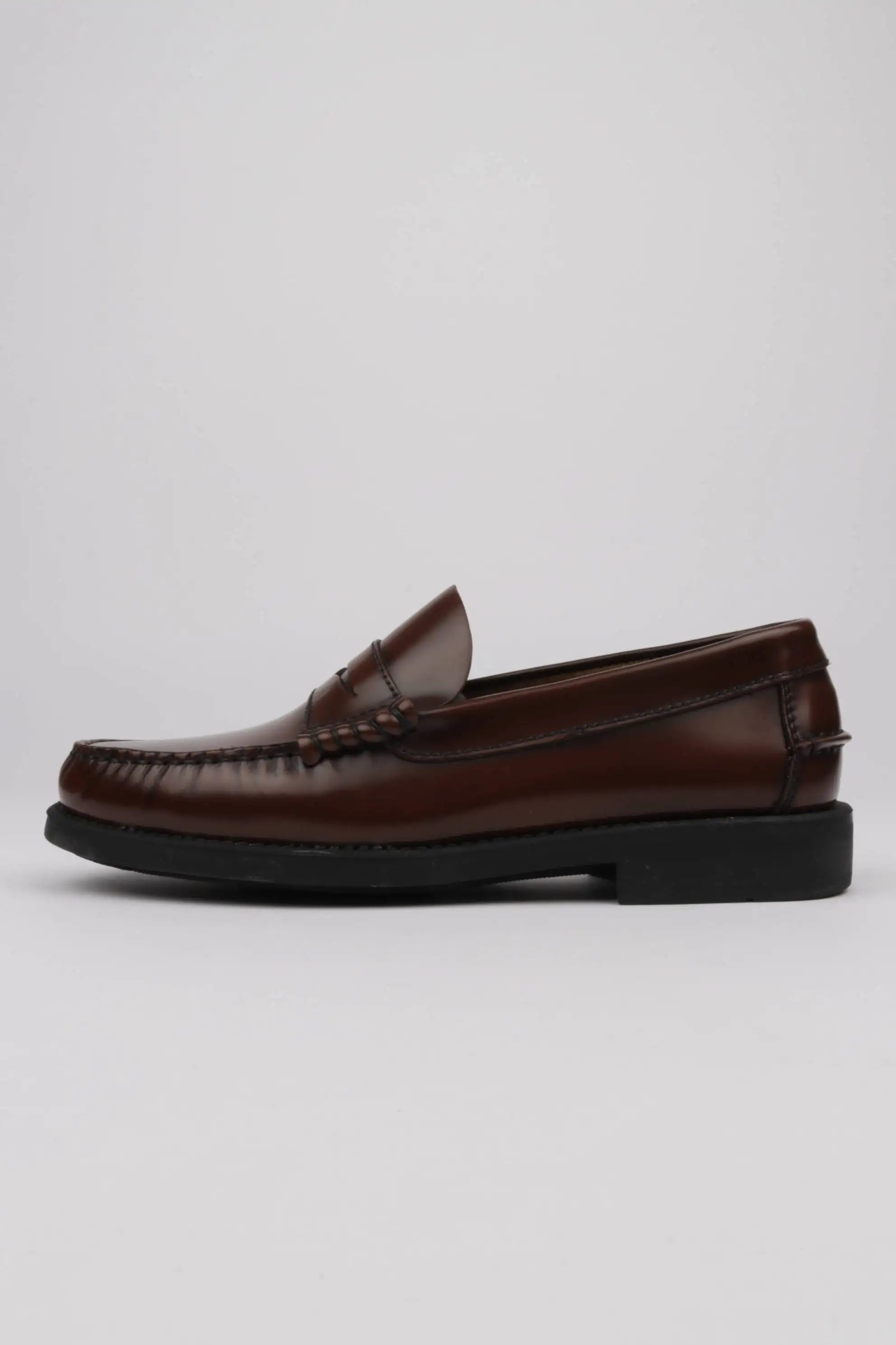 Piso Goma de Zapatos Castellanos Marrón Edward