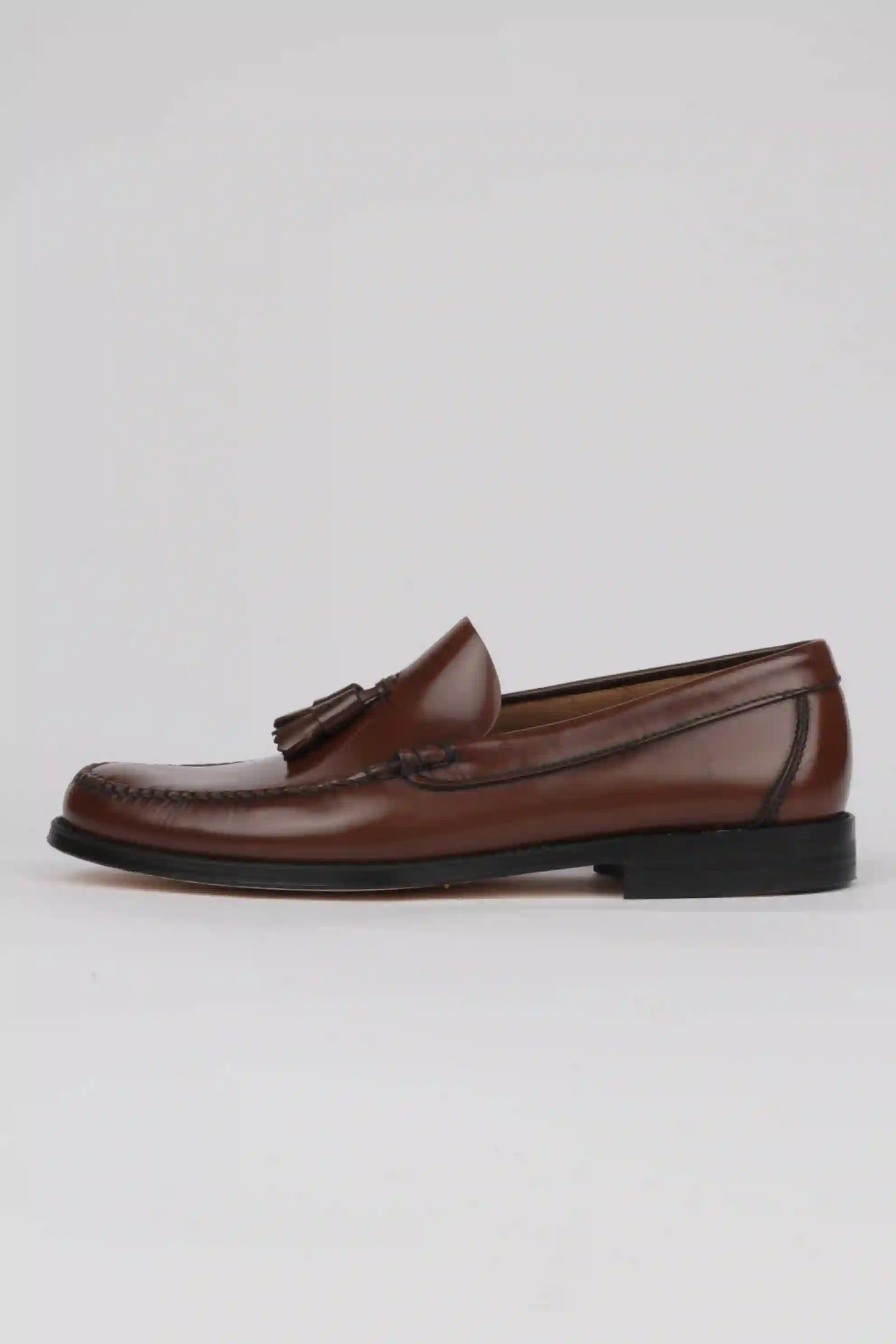 Zapatos castellanos marrones con borlas Ewdard's premium
