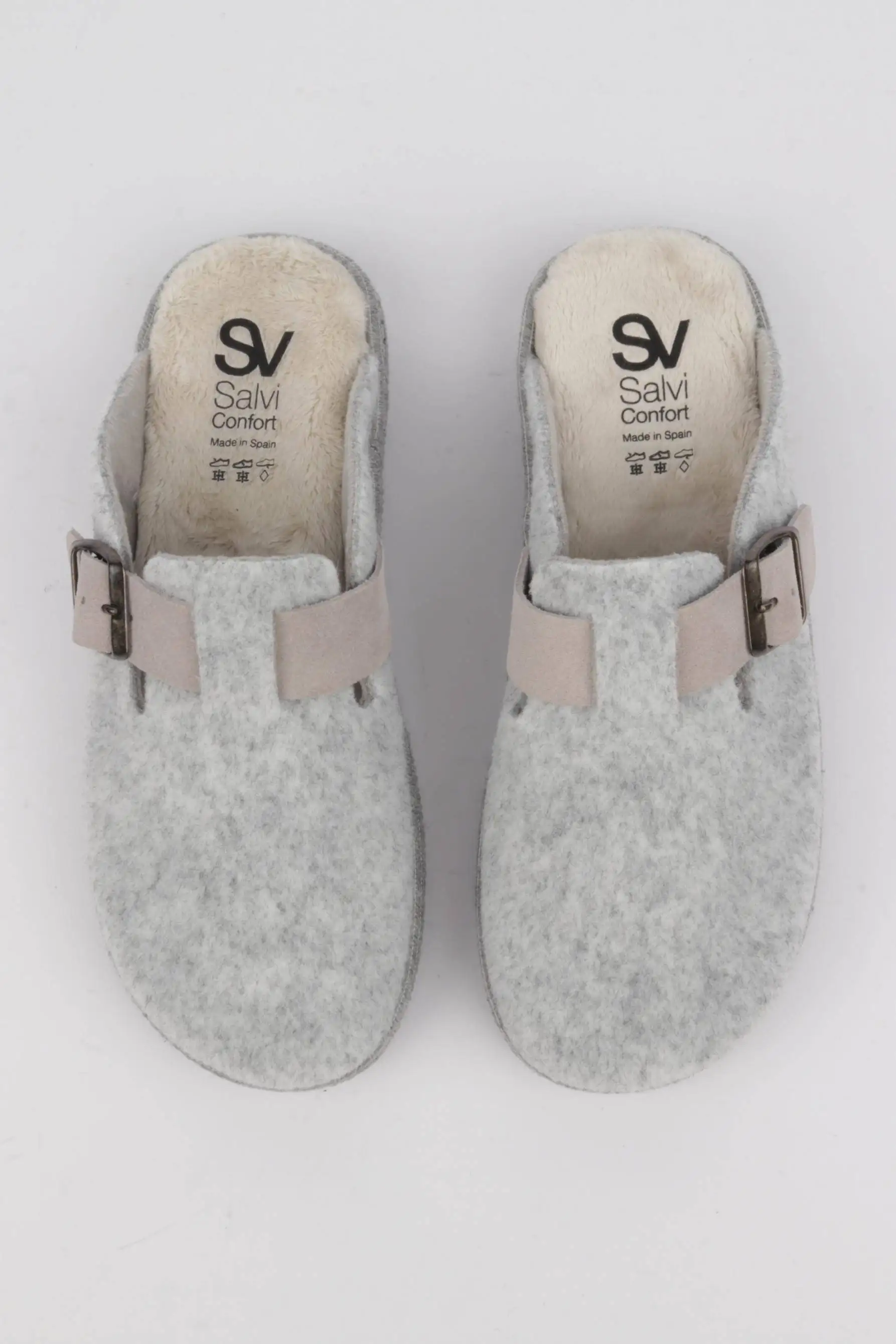 Zapatillas Casa Mujer Color Gris Detalle Hebilla