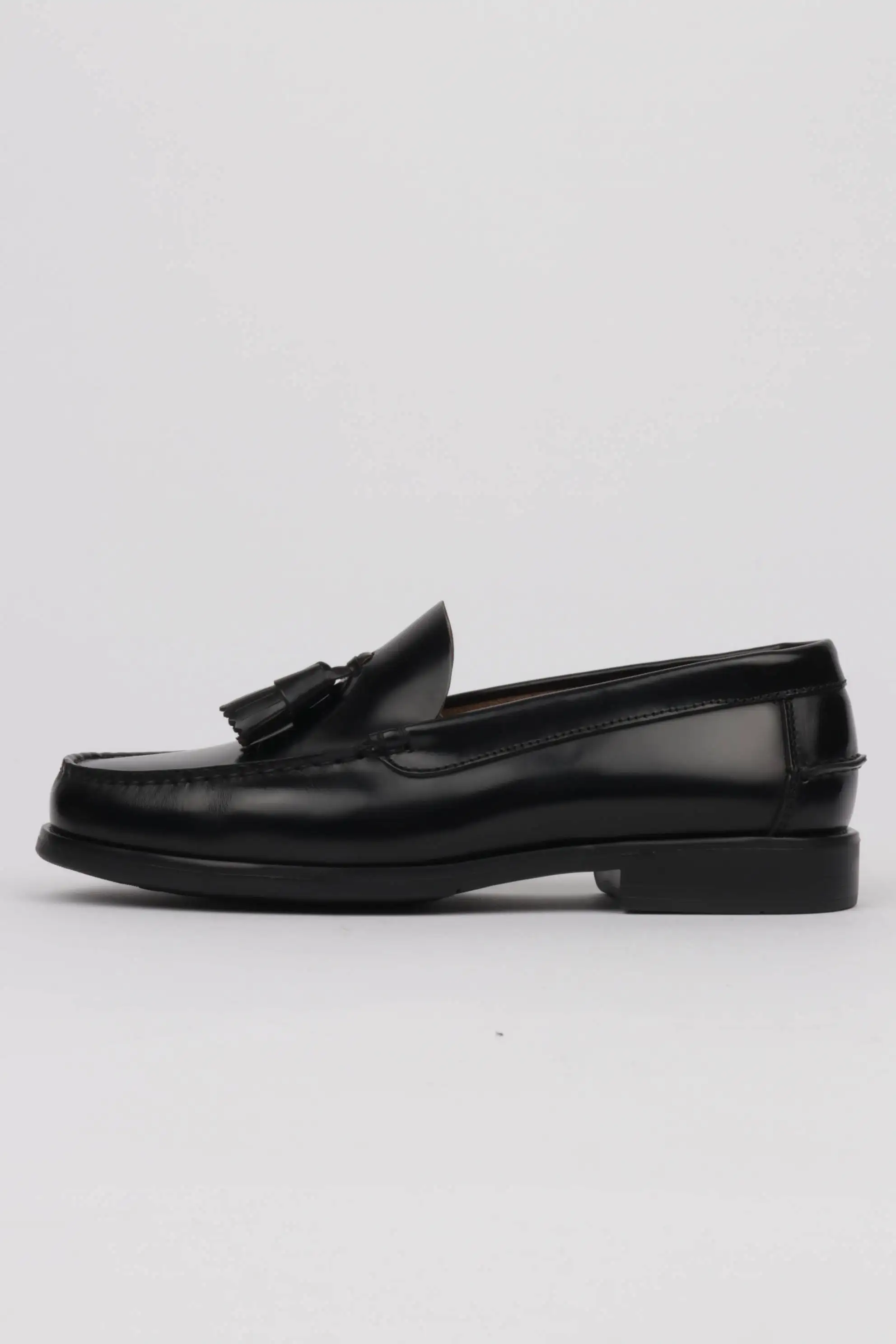 Mocasines Negros Borlas suela Extra Ligera