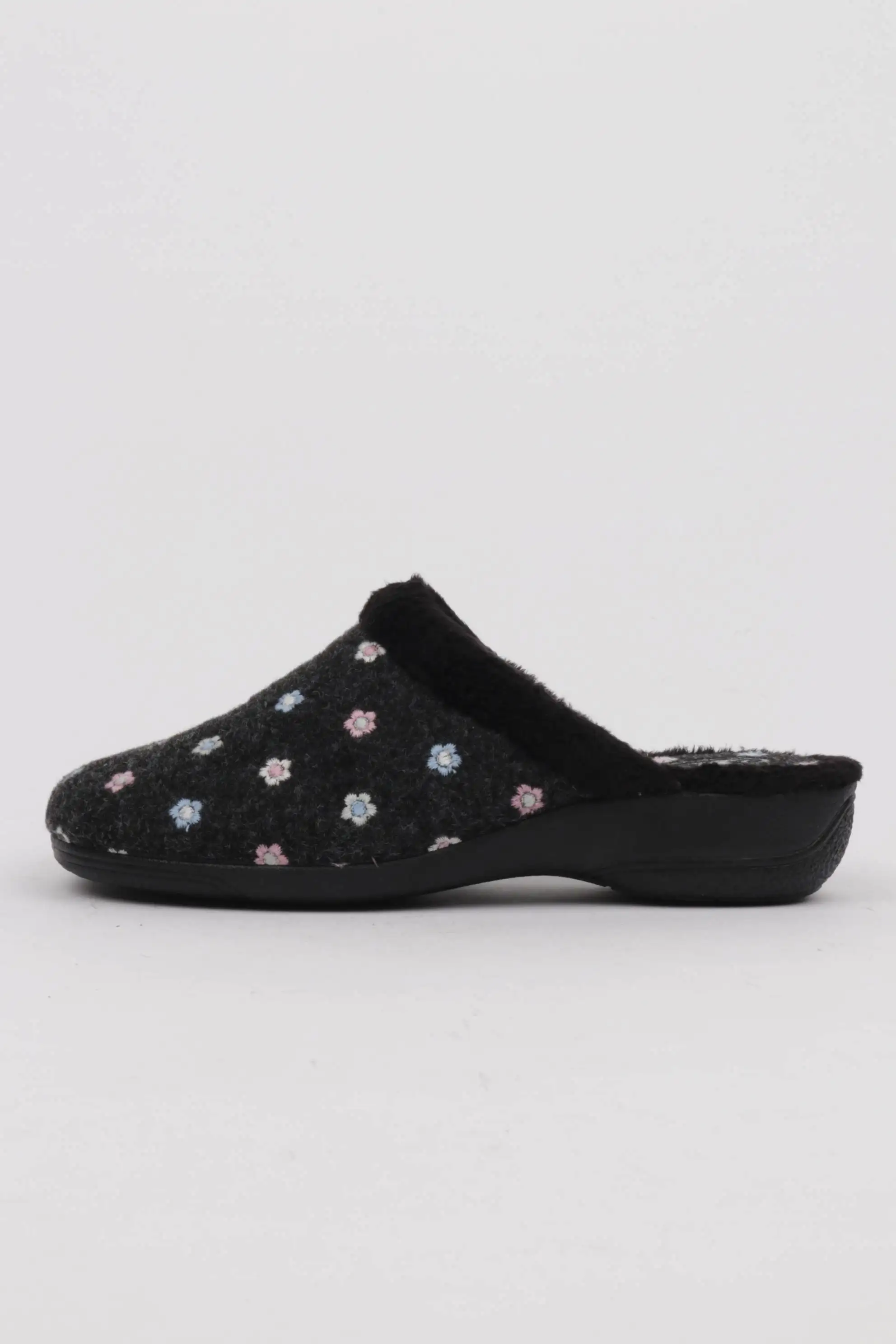 Zapatillas casa mujer tejido negro detalle flores