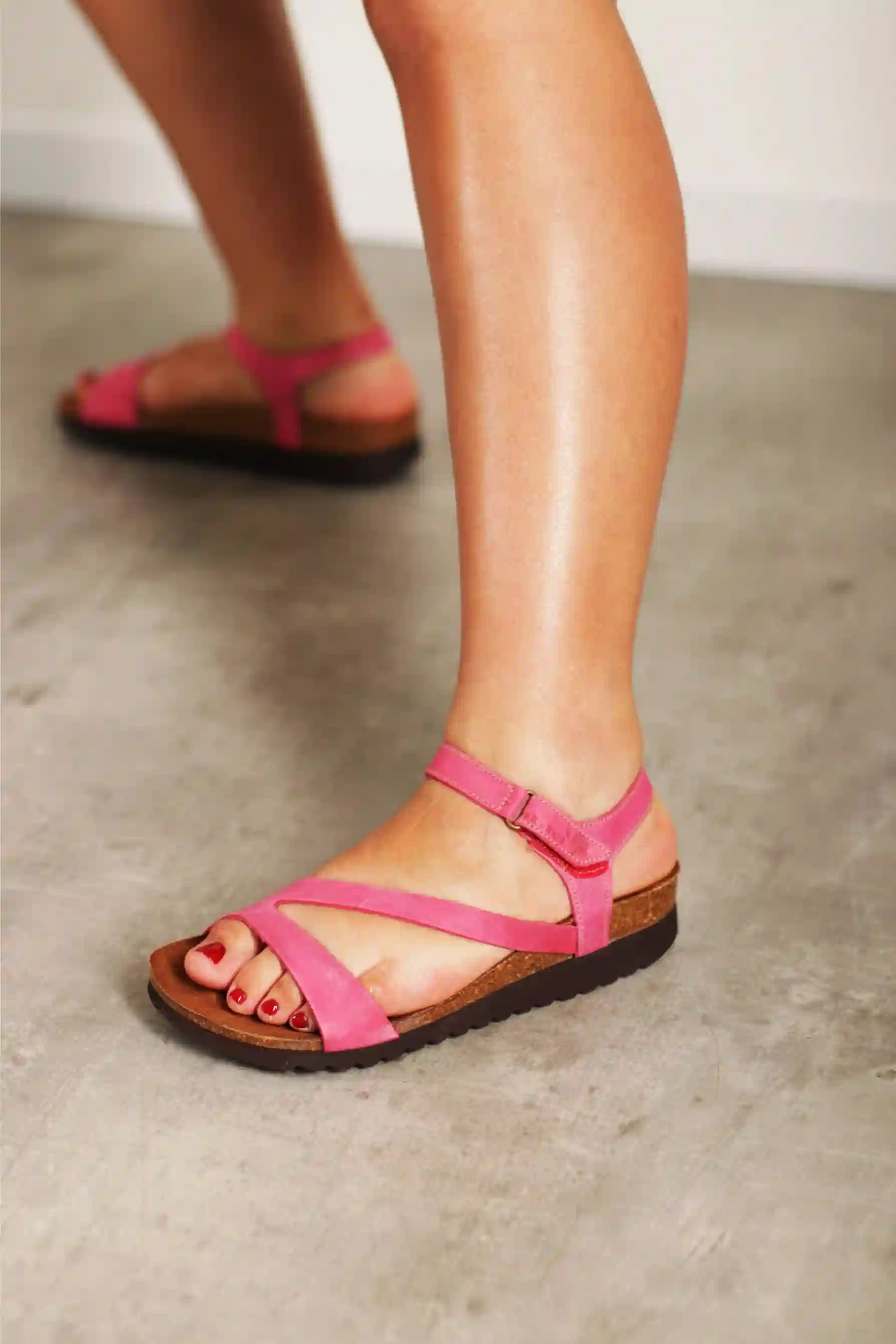 Sandalias plataforma mujer Inter Bios color fuxia