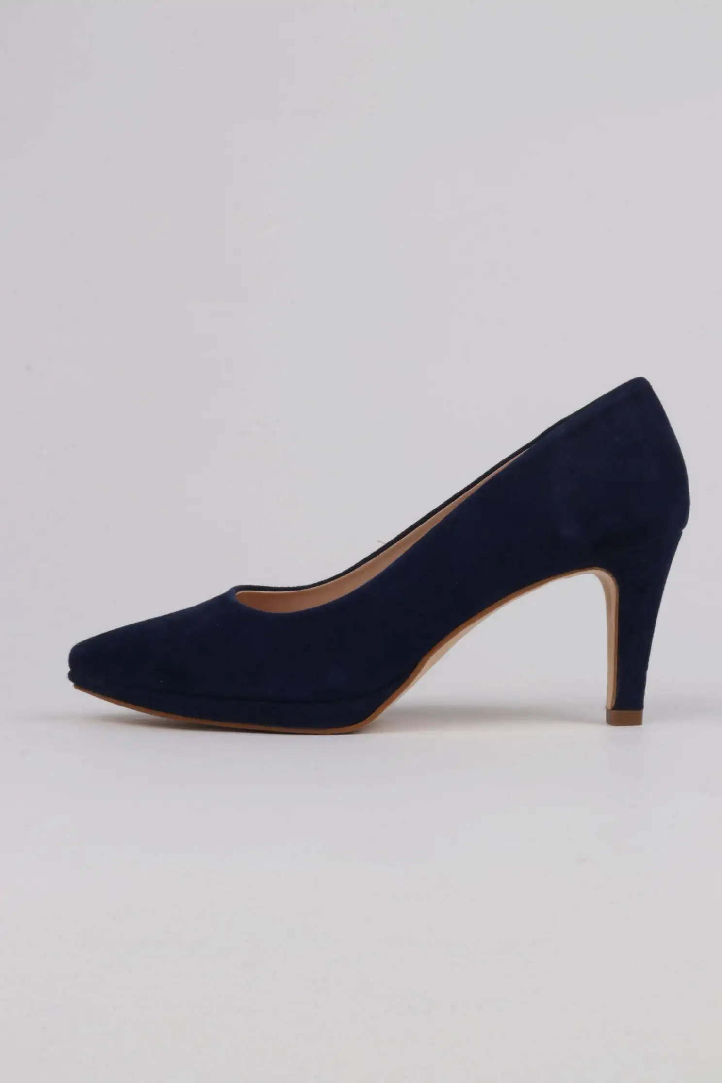 Zapatos de salón azules con plataforma