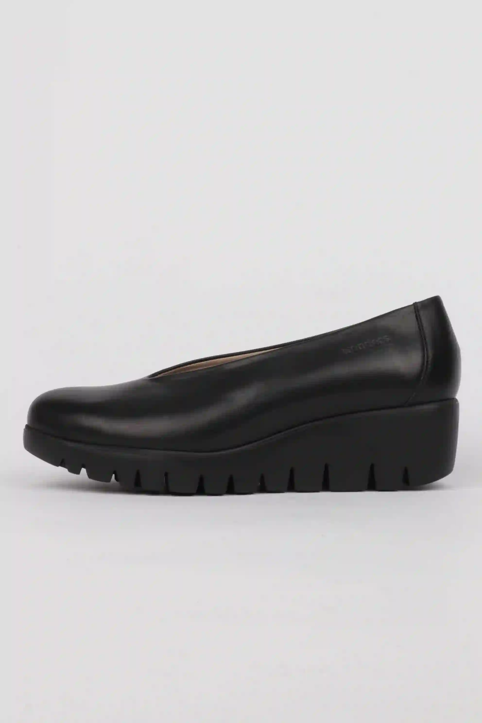 Zapatos Negros se pregunta C33100
