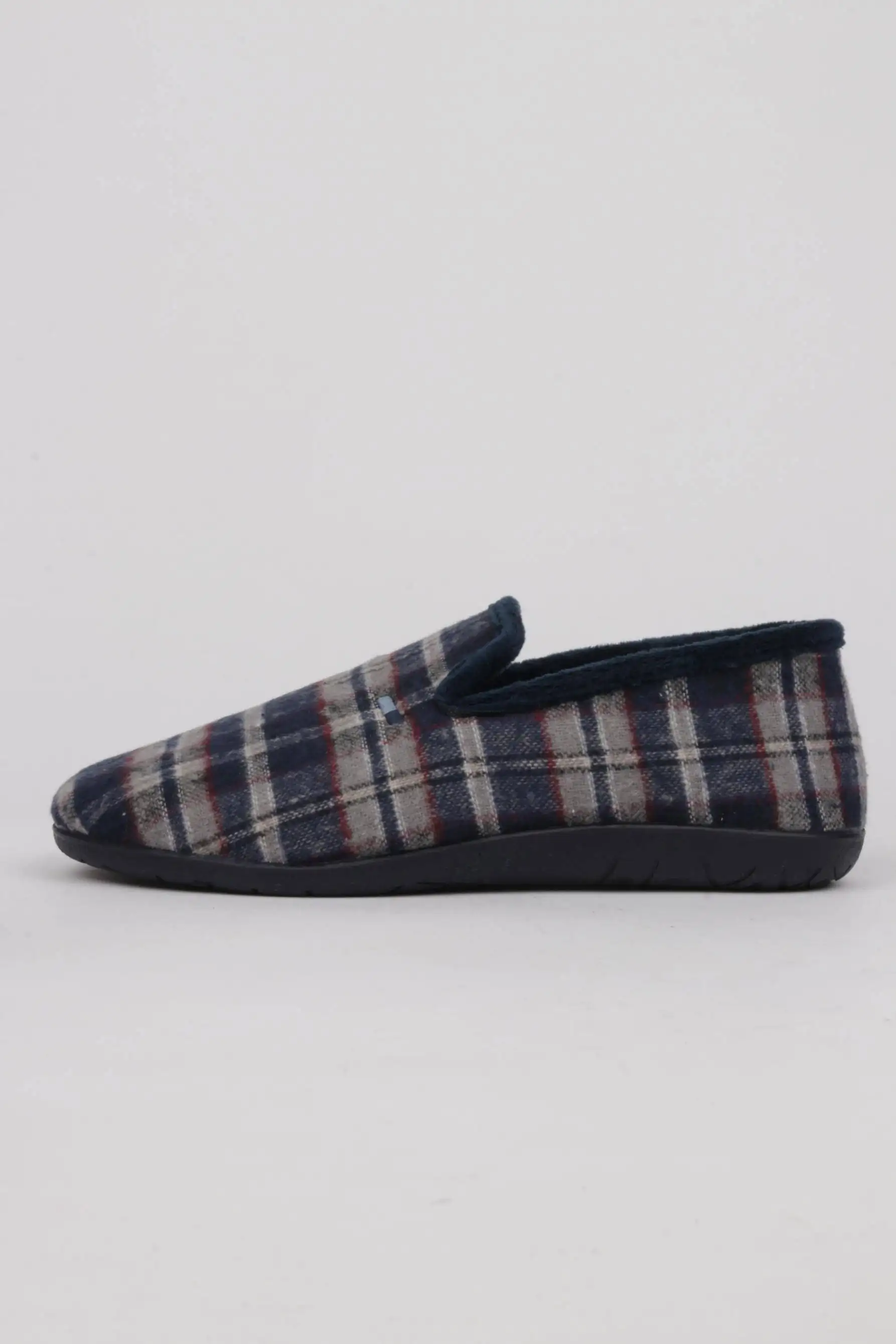 Zapatilla Casa cuadros para hombre