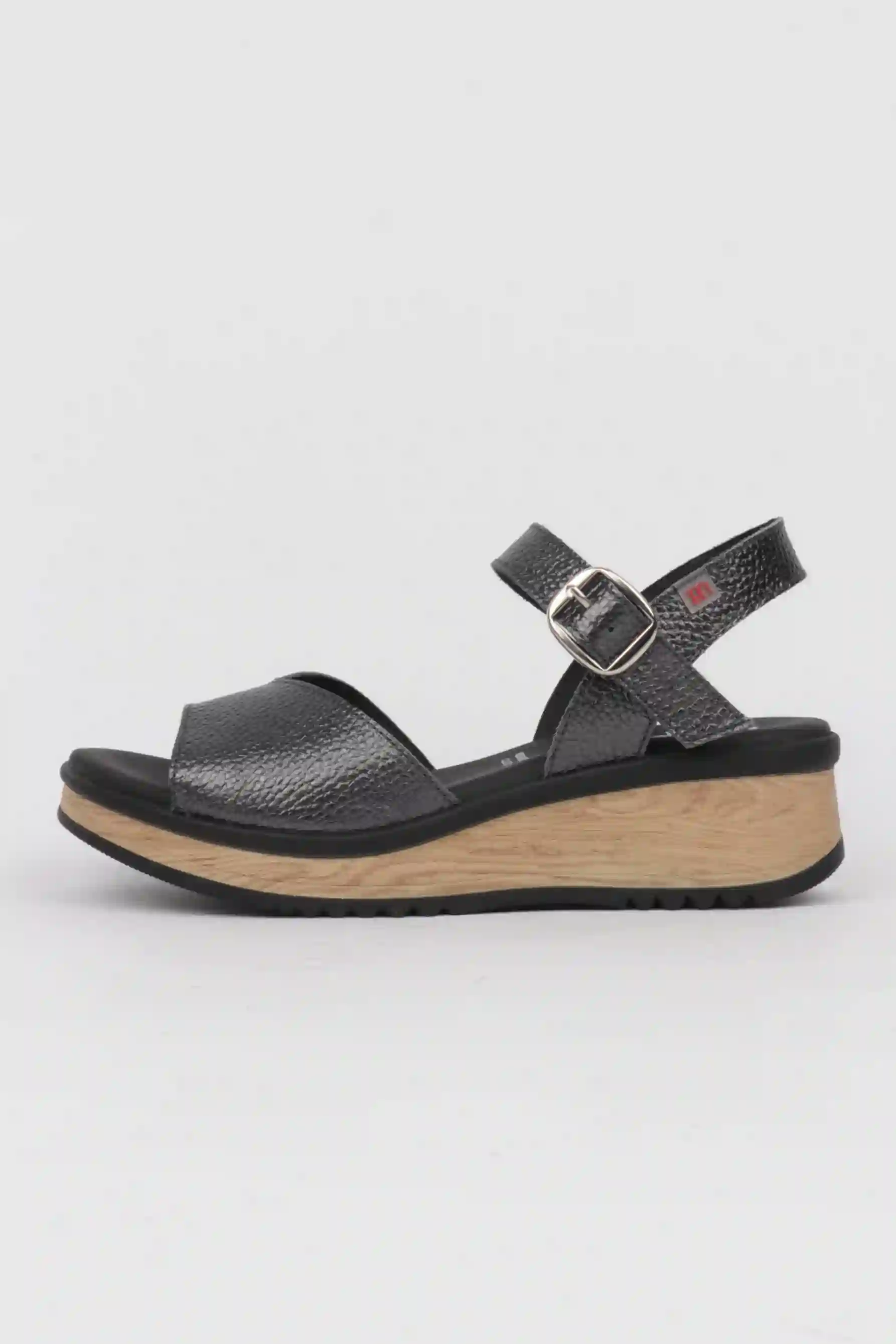 Sandalias negras cuña madera mujer