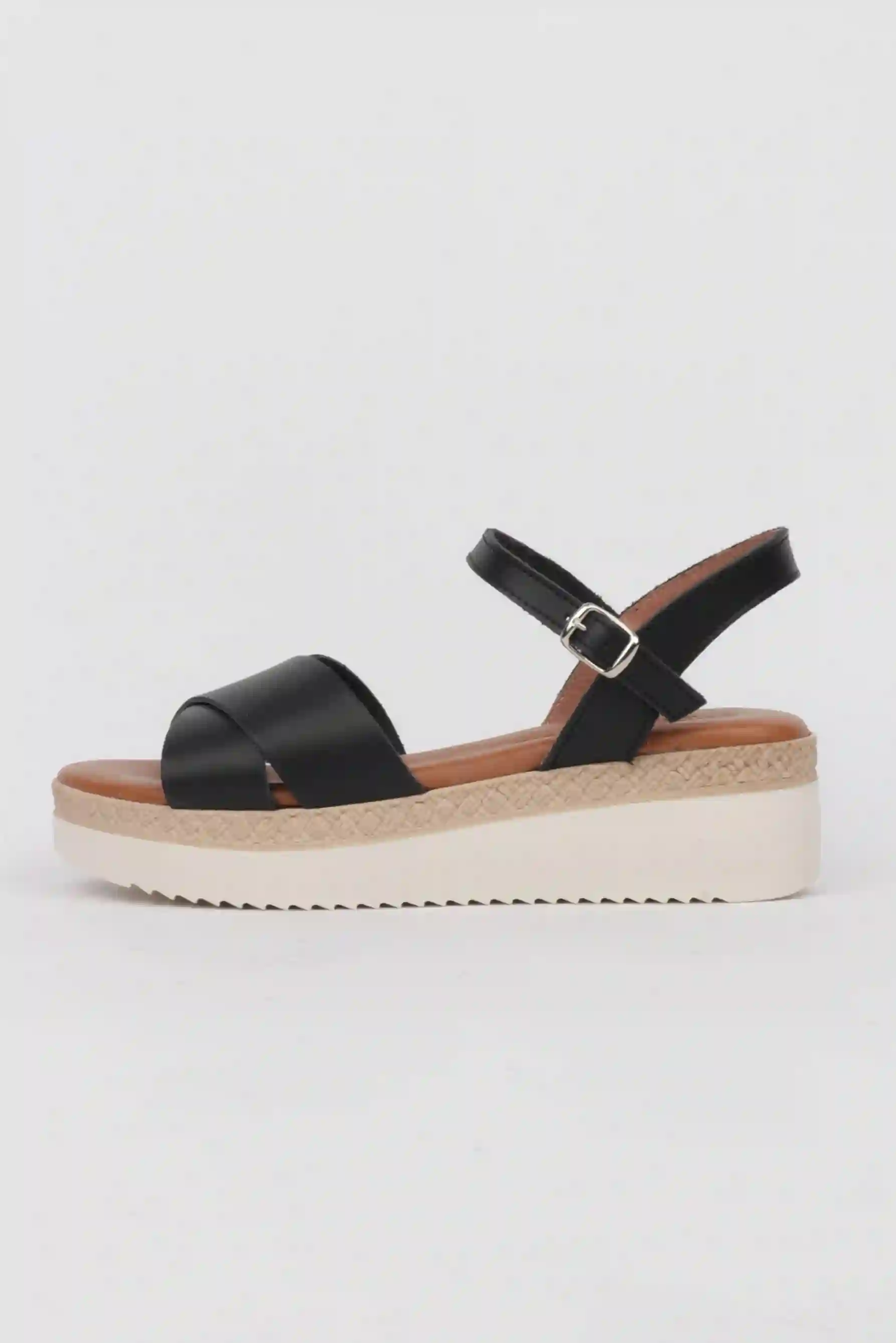 Sandalias negras platlaforma