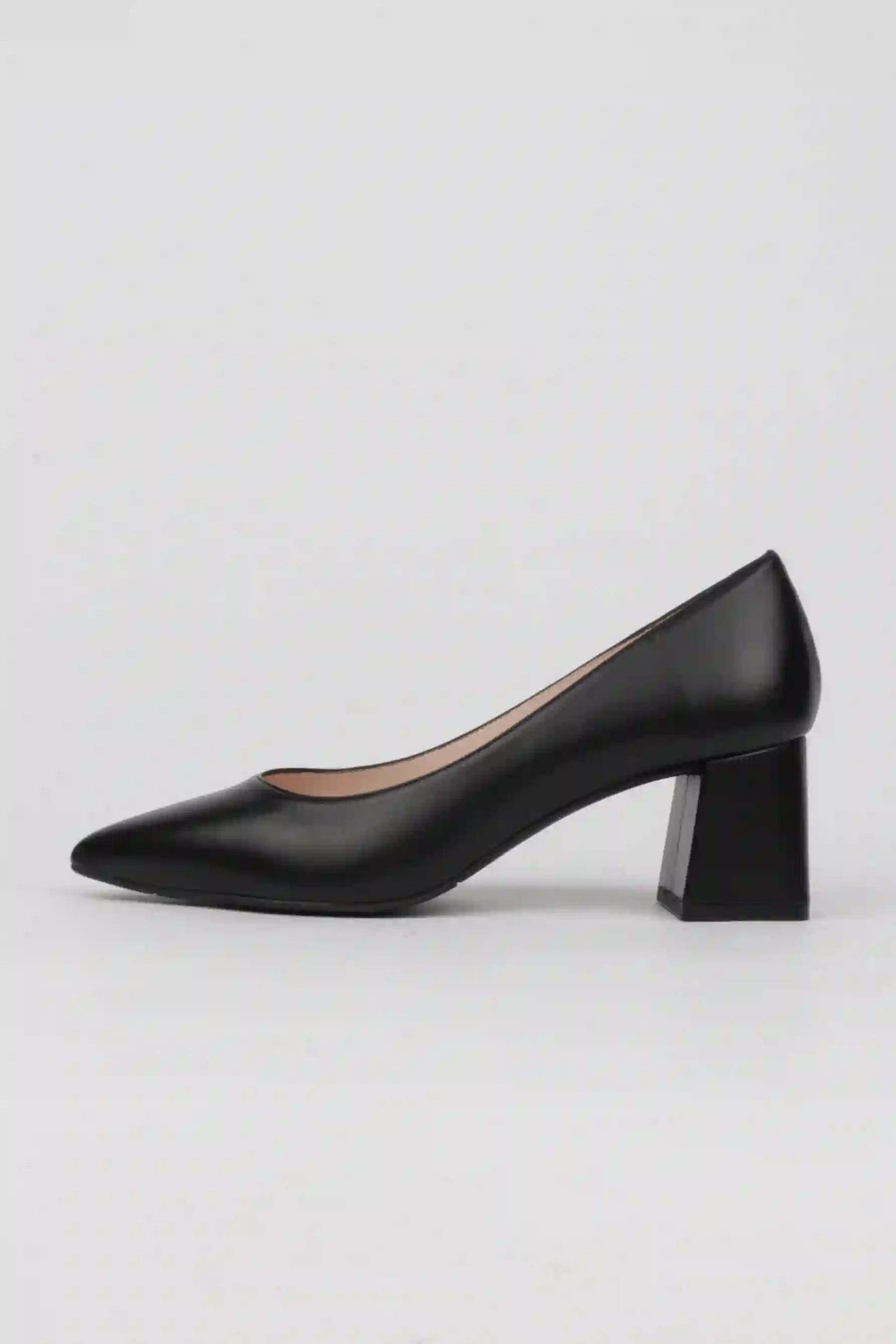 Zapatos Negros Tacón Bajo
