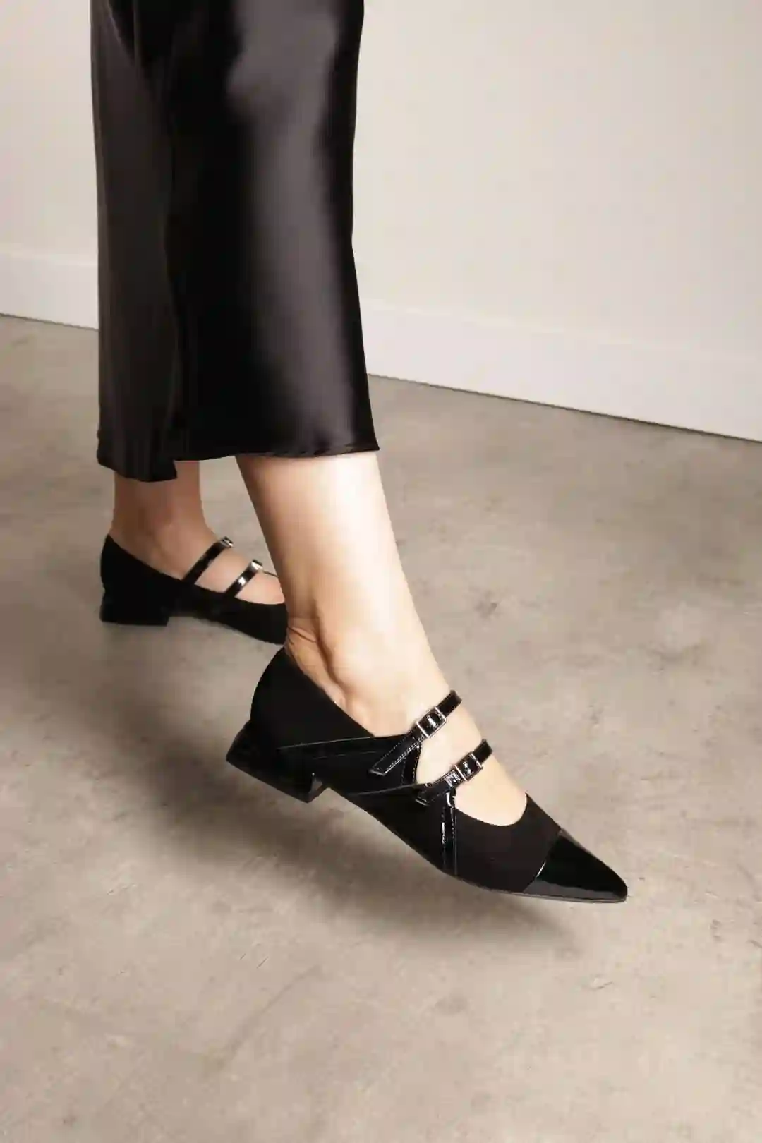 Zapatos Mercedes Negros Doble Hebilla