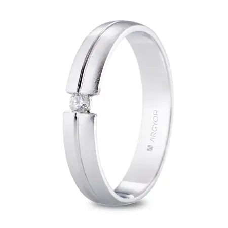 Alianza de Boda Platino Media Caña 4,00 mm Con Diamantes en Tensión