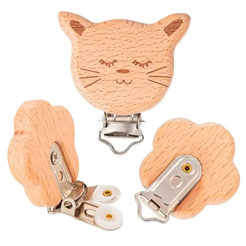 Portachupete de Madera Con Pinzas en Forma de Gato