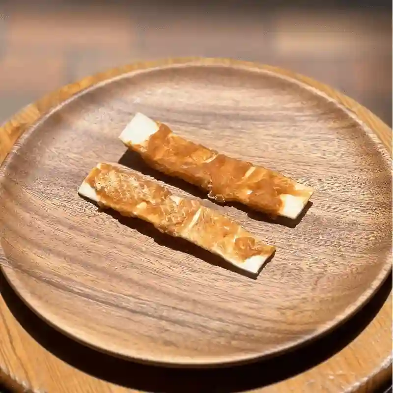 Tiras de Piel Con Pollo