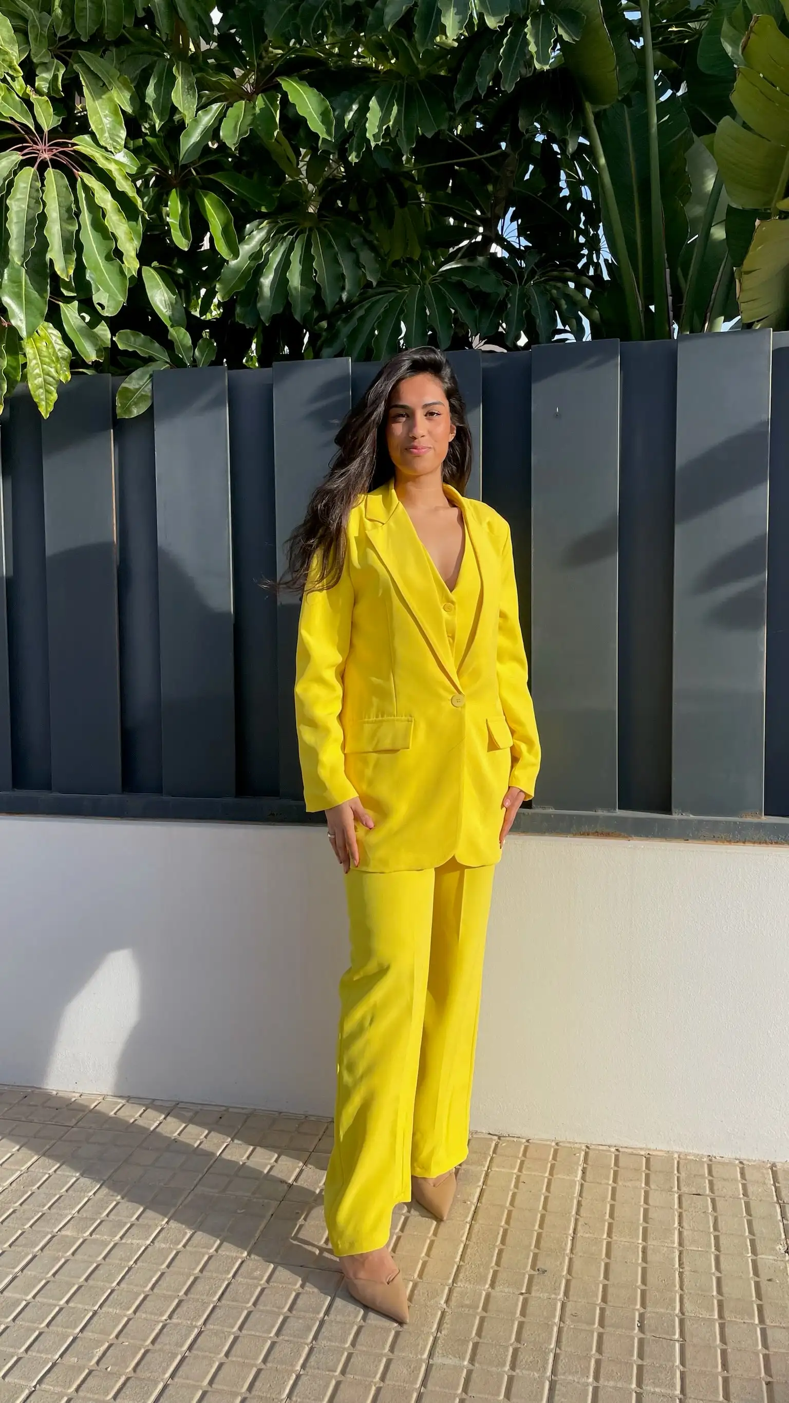 CONJUNTO TRAJE TENTACIÓN AMARILLO - Imagen 2