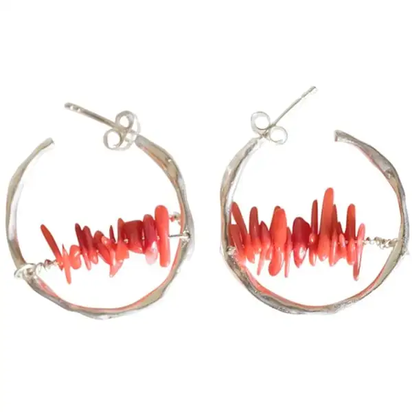 Maggie Hoops con detalle de coral