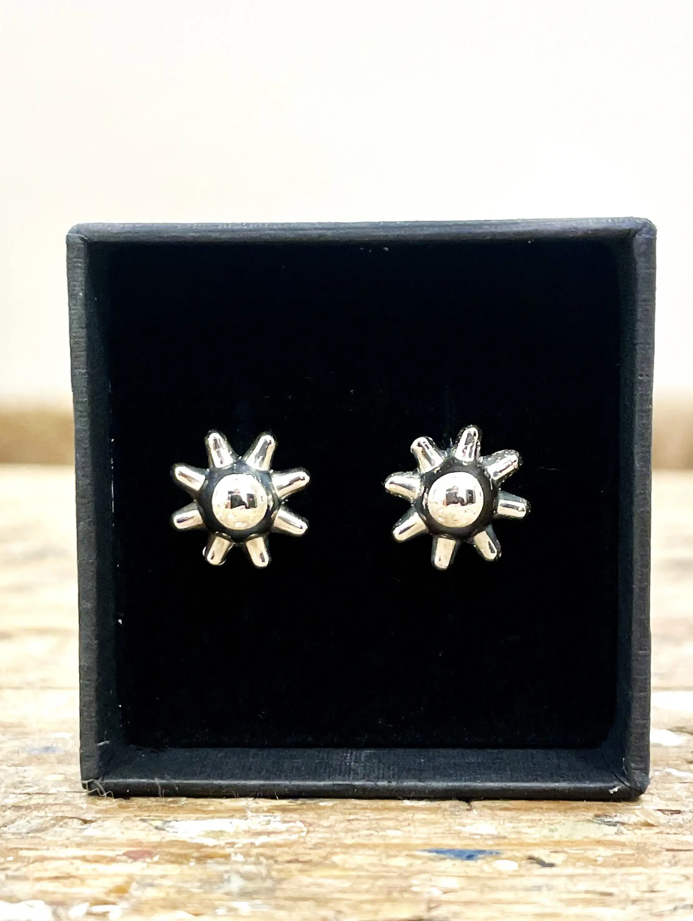 Pendientes sol
