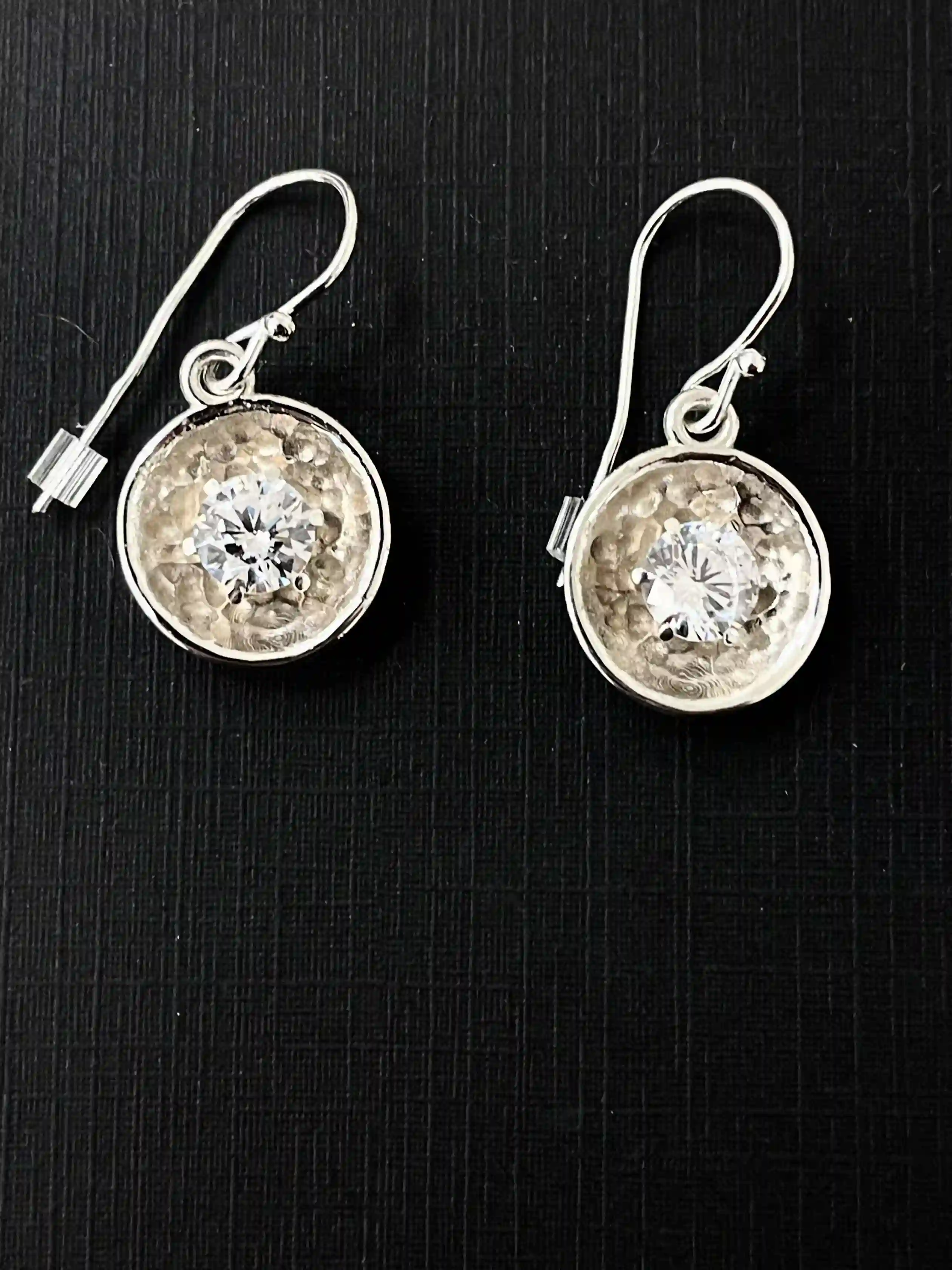 Disco | Pendientes Cortos Con Cirtonita Incolora