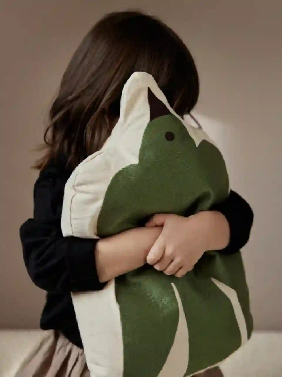 Swif Bird Cushion - Aguacate Green