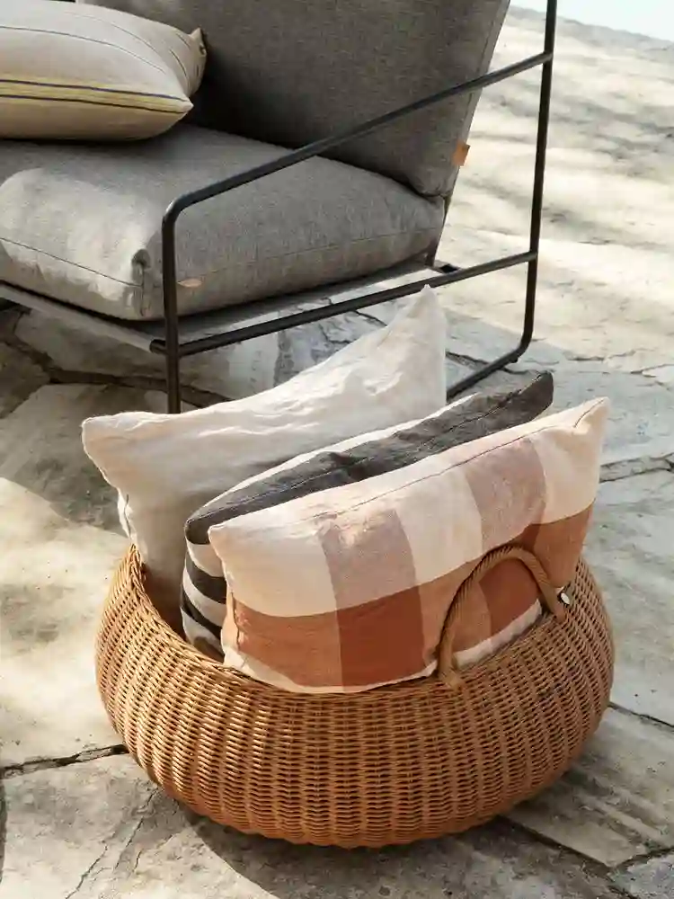 Canasta trenzada baja