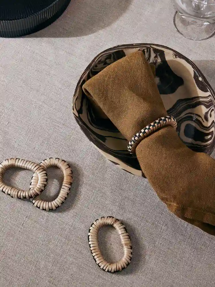 Anillos de servilleta de tejido